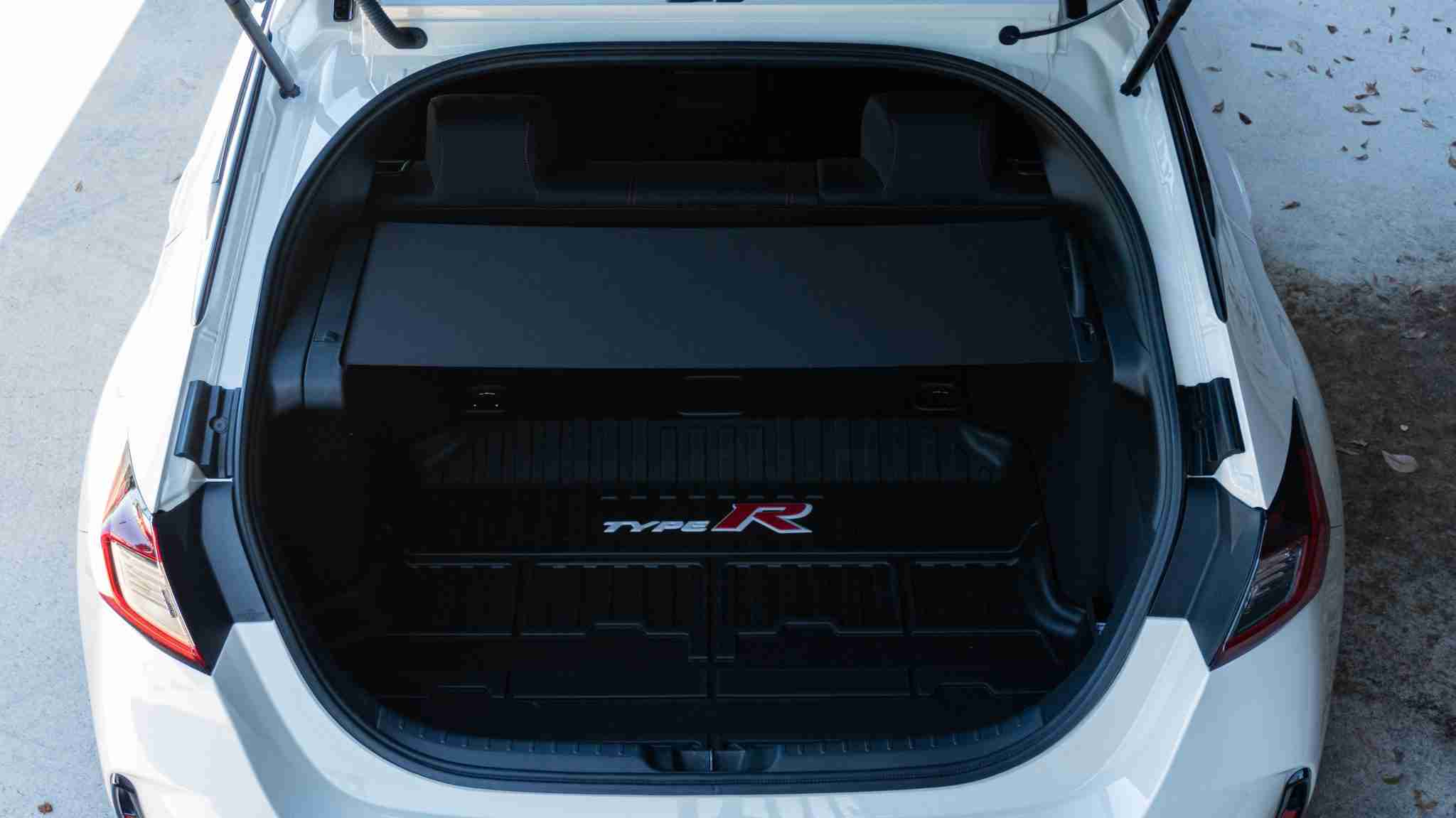 2024 Honda Civic TYPE-R 1 Owner -5k Miles – Championship white – Volk TE37 – Fortune auto HSLV -PPF full