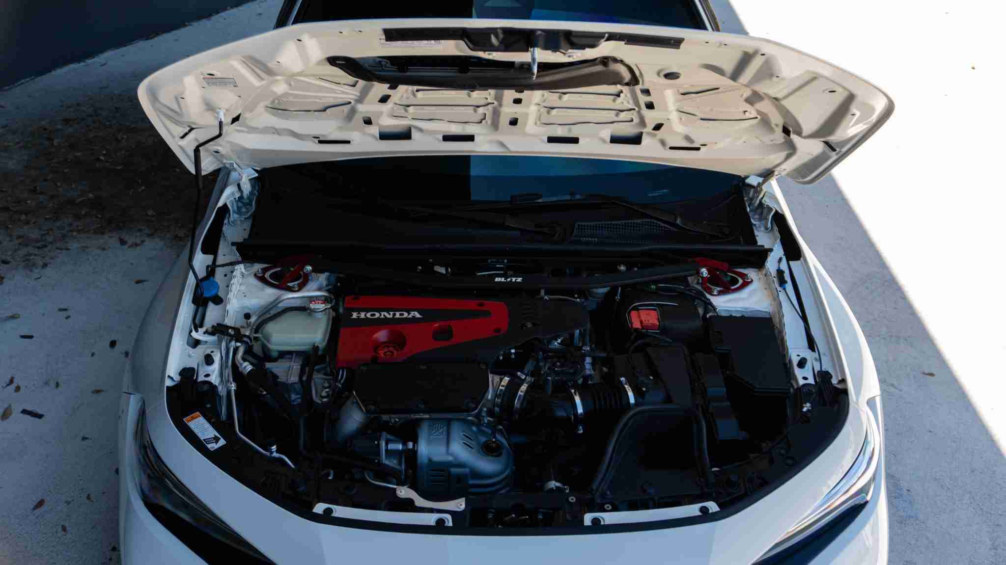 2024 Honda Civic TYPE-R 1 Owner -5k Miles – Championship white – Volk TE37 – Fortune auto HSLV -PPF full