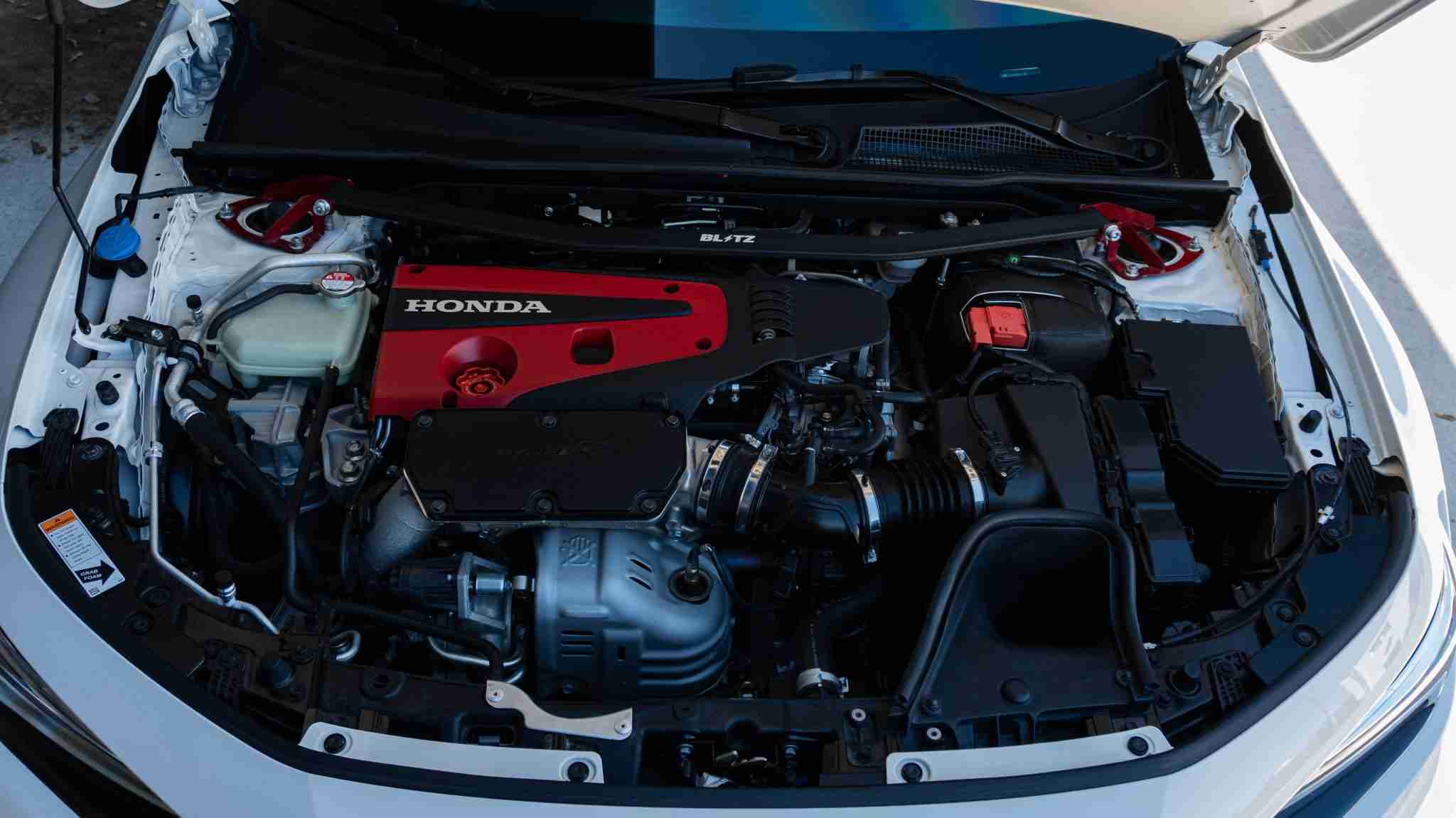 2024 Honda Civic TYPE-R 1 Owner -5k Miles – Championship white – Volk TE37 – Fortune auto HSLV -PPF full