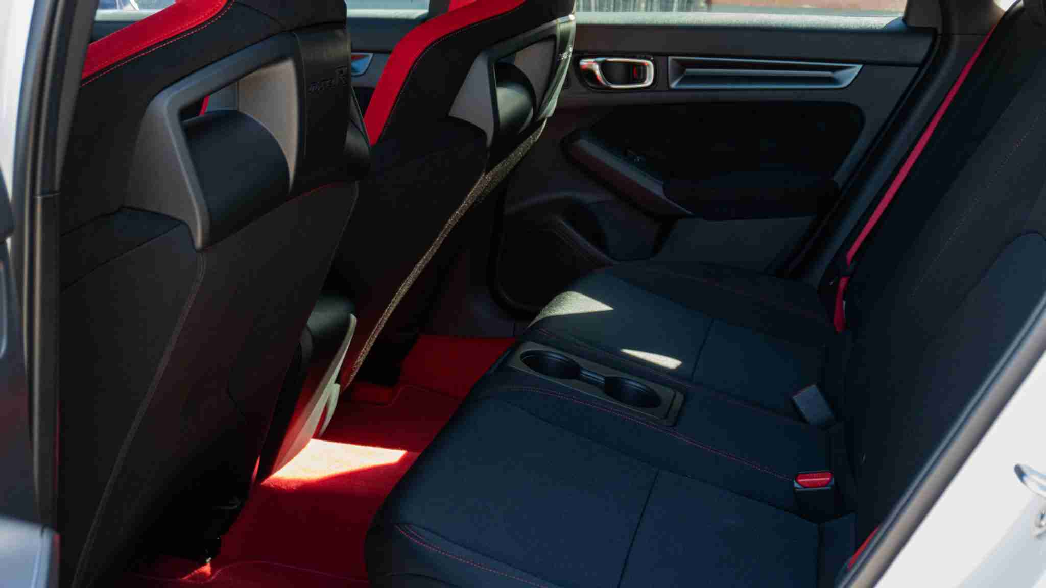 2024 Honda Civic TYPE-R 1 Owner -5k Miles – Championship white – Volk TE37 – Fortune auto HSLV -PPF full