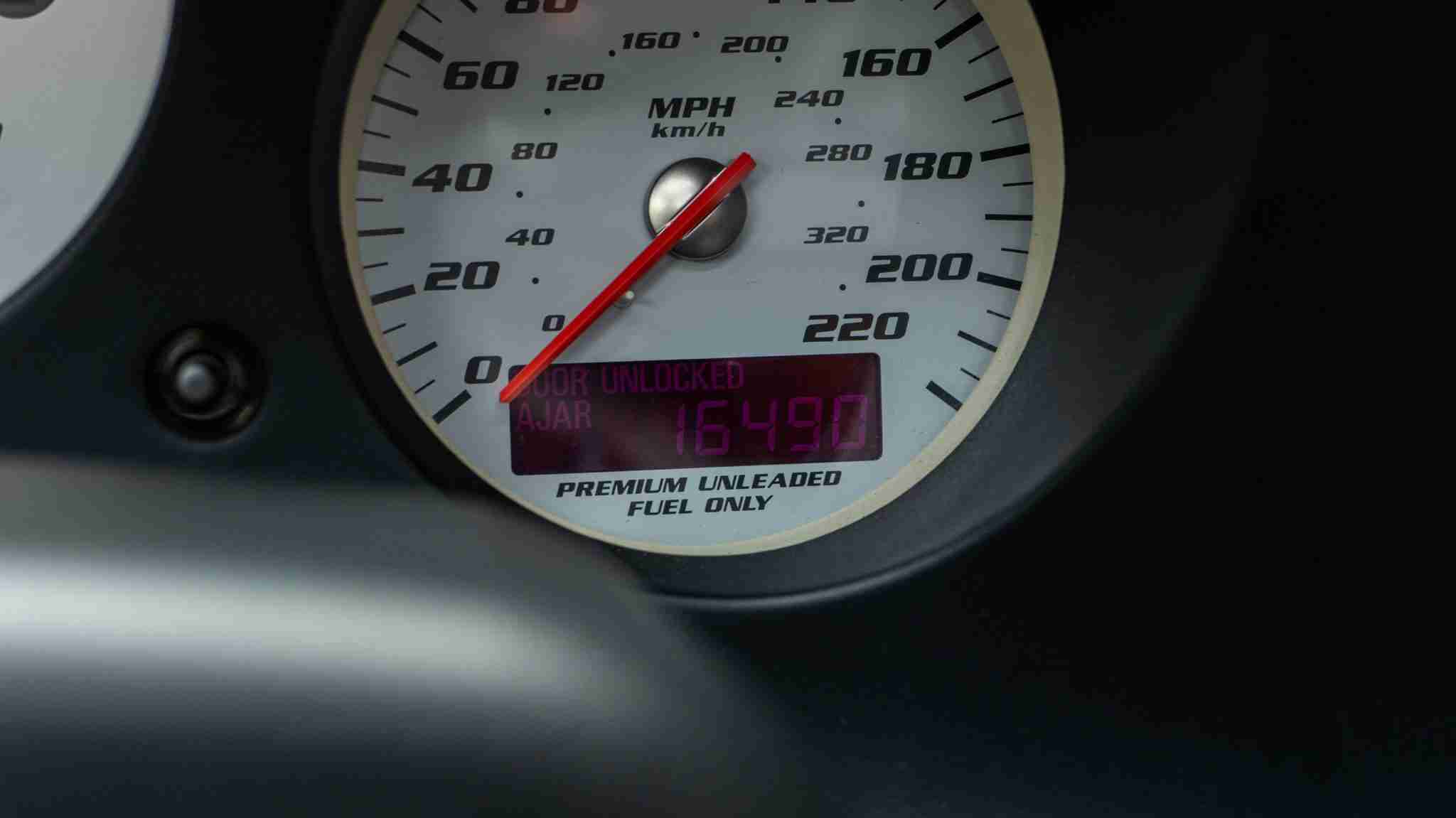 2005 Dodge Viper SRT-10 Only 16k Miles VIPER Red – 8.4L V10 – 6 Speed Manual – Like New Condition full