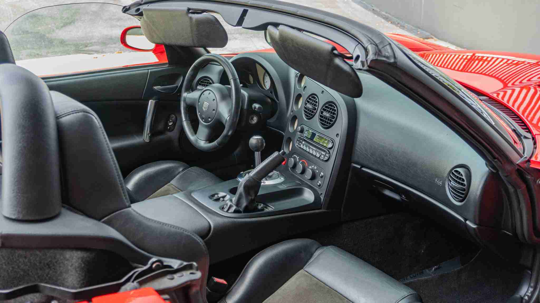 2005 Dodge Viper SRT-10 Only 16k Miles VIPER Red – 8.4L V10 – 6 Speed Manual – Like New Condition full