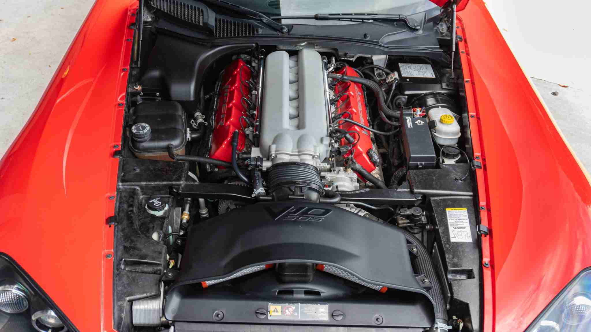 2005 Dodge Viper SRT-10 Only 16k Miles VIPER Red – 8.4L V10 – 6 Speed Manual – Like New Condition full