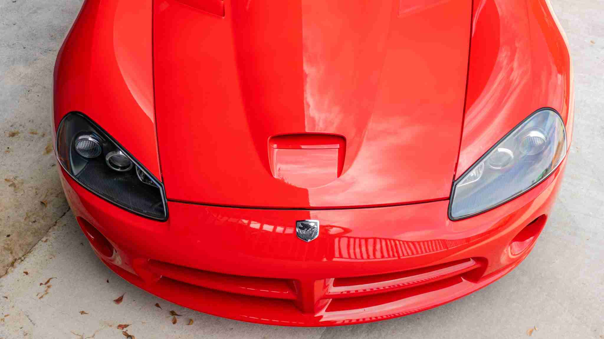 2005 Dodge Viper SRT-10 Only 16k Miles VIPER Red – 8.4L V10 – 6 Speed Manual – Like New Condition full