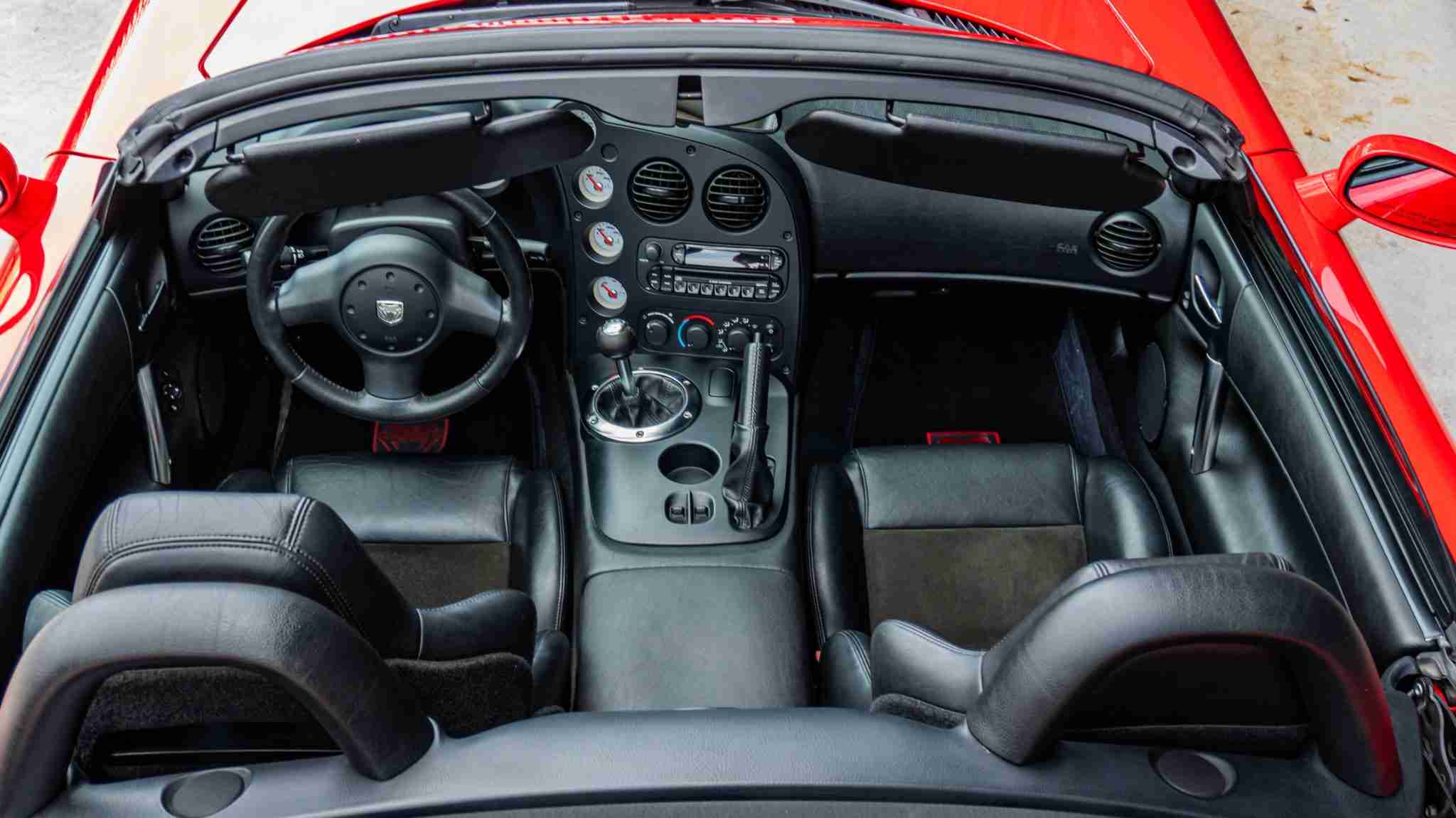 2005 Dodge Viper SRT-10 Only 16k Miles VIPER Red – 8.4L V10 – 6 Speed Manual – Like New Condition full