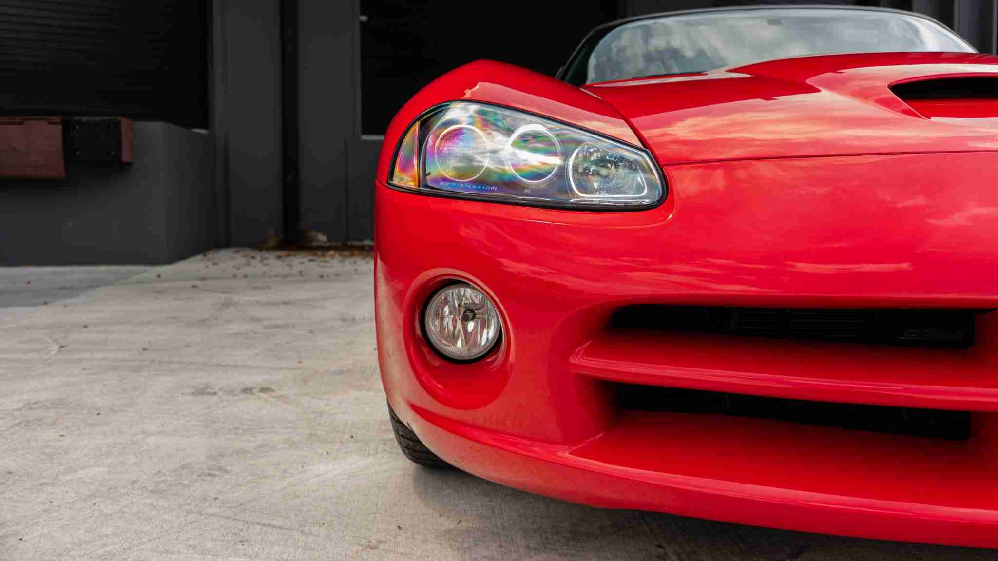 2005 Dodge Viper SRT-10 Only 16k Miles VIPER Red – 8.4L V10 – 6 Speed Manual – Like New Condition full