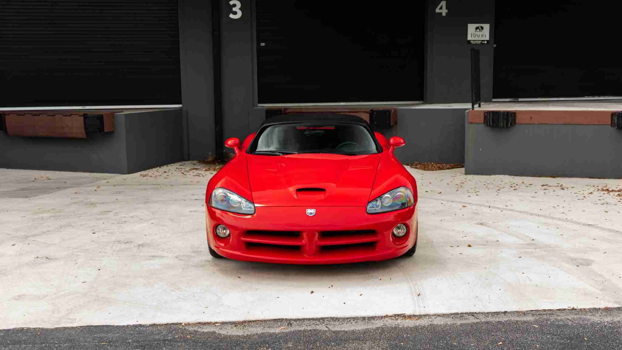 2005 Dodge Viper SRT-10 Only 16k Miles VIPER Red – 8.4L V10 – 6 Speed Manual – Like New Condition full
