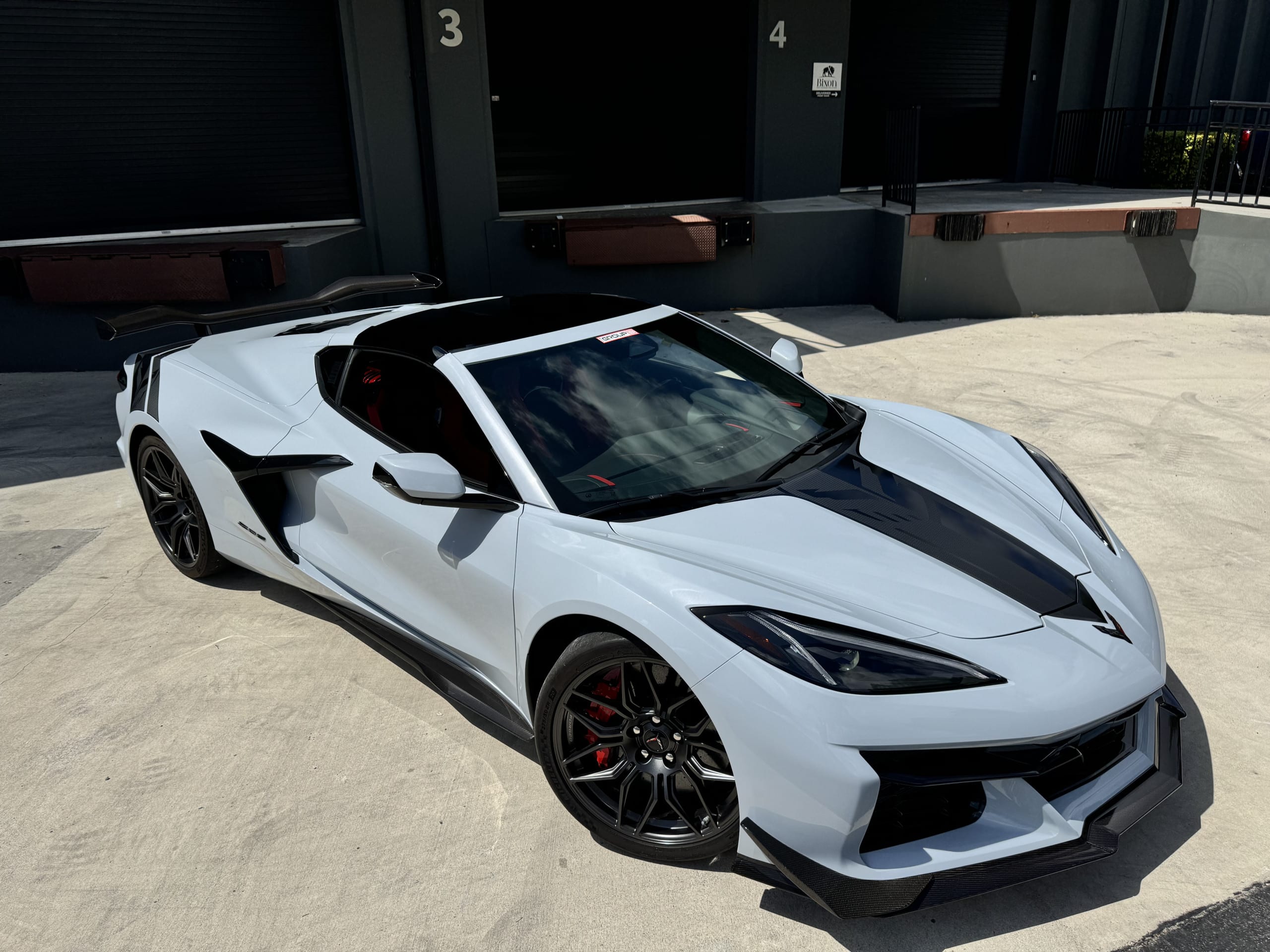 2024 Chevrolet Corvette 3LZ Z06 1 Owner – 800 Miles – $158k MSRP – All Original – Factory Warranty – LIKE NEW full