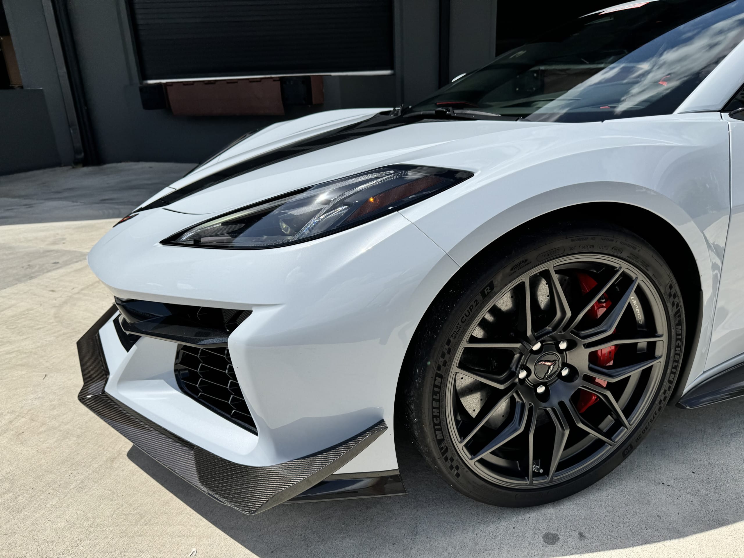2024 Chevrolet Corvette 3LZ Z06 1 Owner – 800 Miles – $158k MSRP – All Original – Factory Warranty – LIKE NEW full