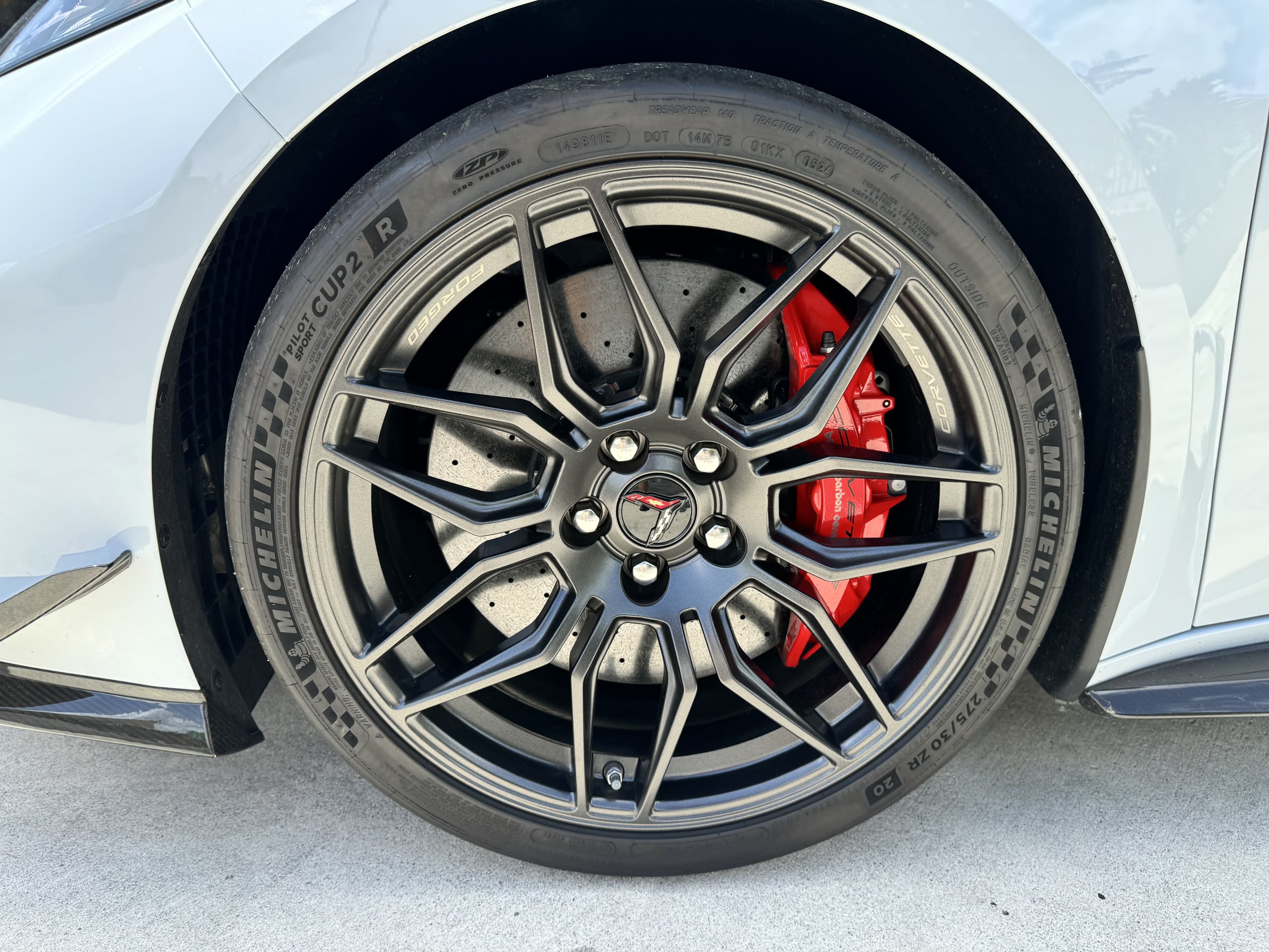2024 Chevrolet Corvette 3LZ Z06 1 Owner – 800 Miles – $158k MSRP – All Original – Factory Warranty – LIKE NEW full