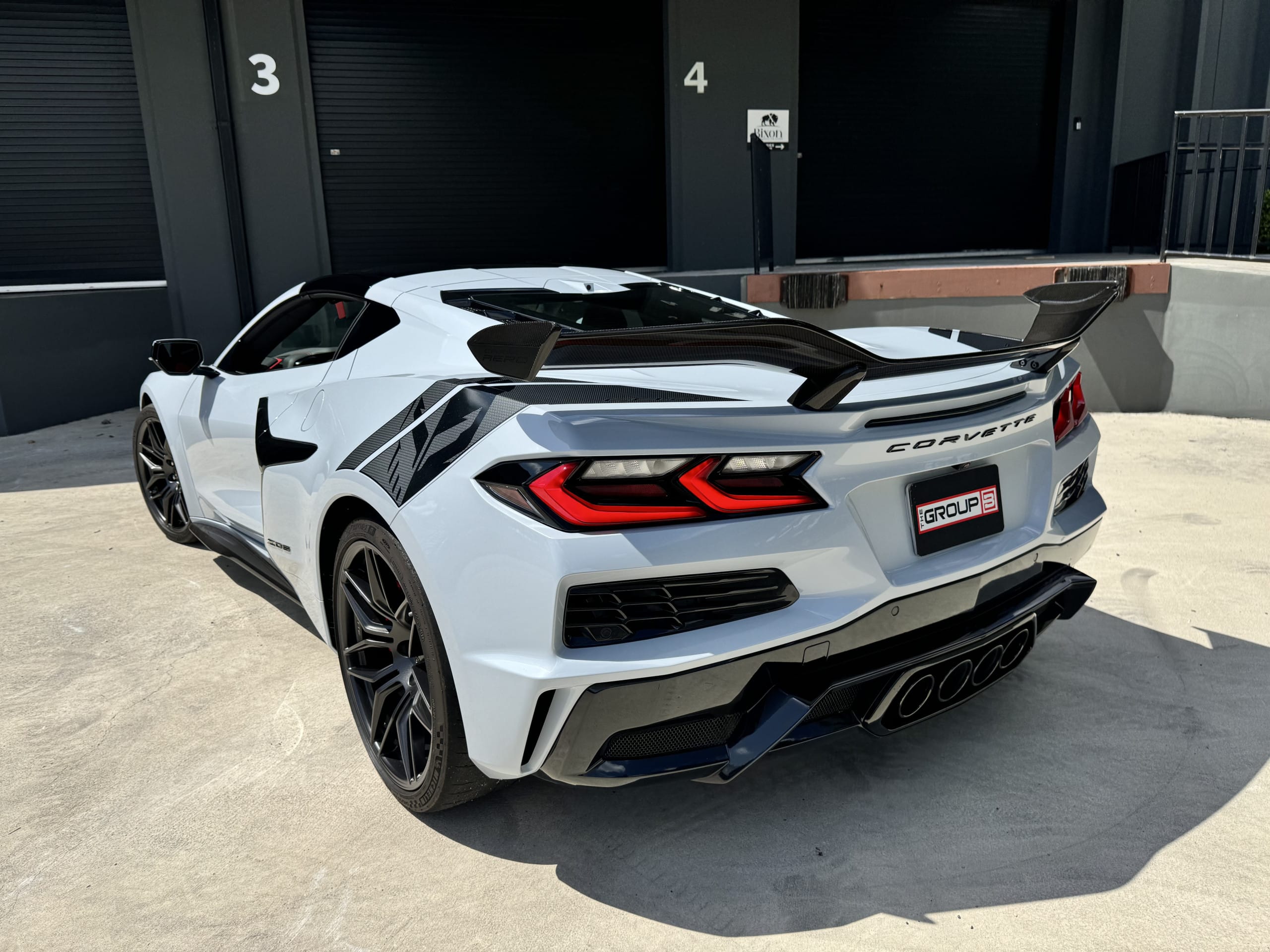 2024 Chevrolet Corvette 3LZ Z06 1 Owner – 800 Miles – $158k MSRP – All Original – Factory Warranty – LIKE NEW full