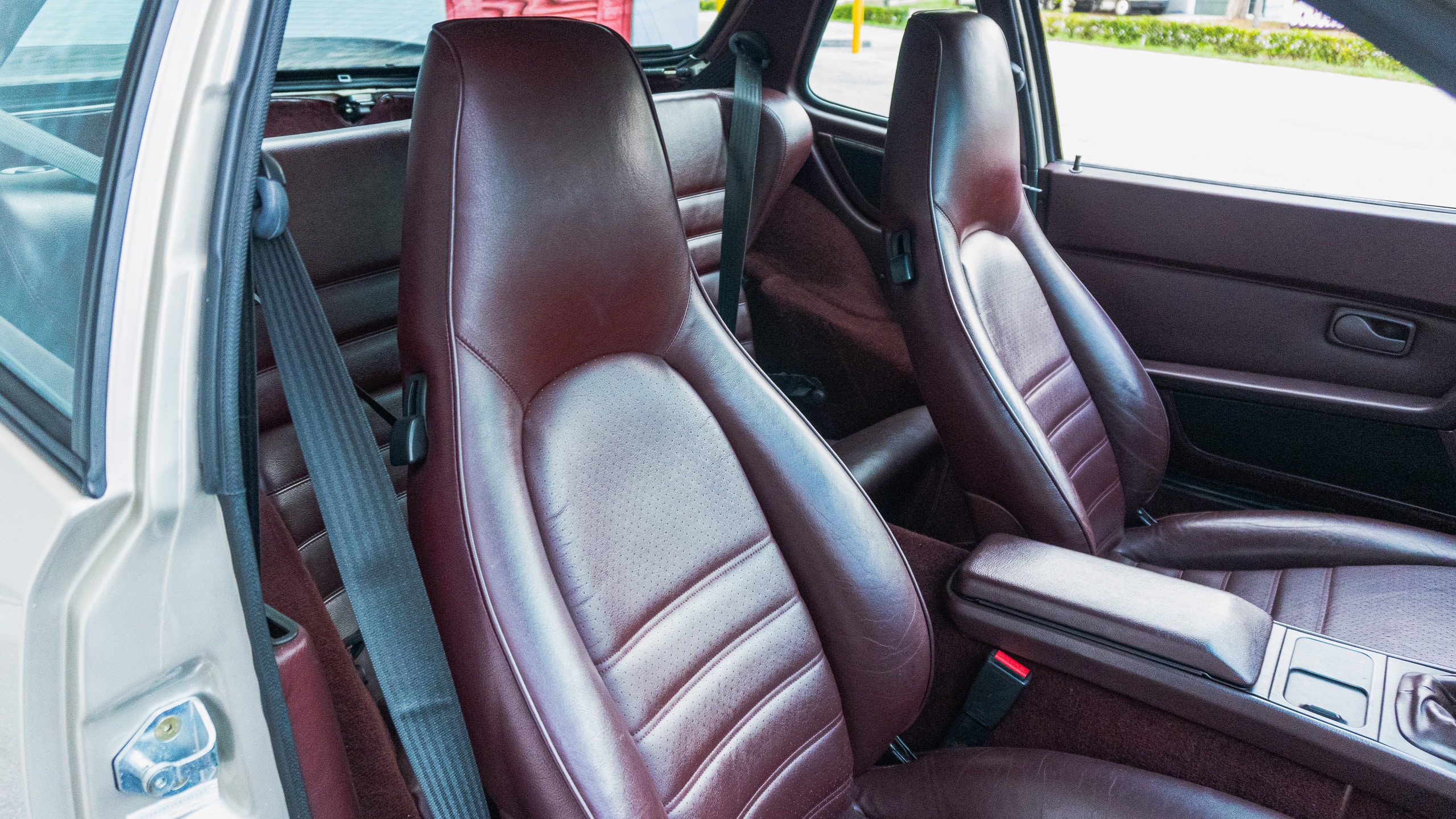 1989 Porsche 944 Turbo S 1 of 1385 – Only 42k Miles – 5 Speed Manual – Timing Belt / Maintenance done full