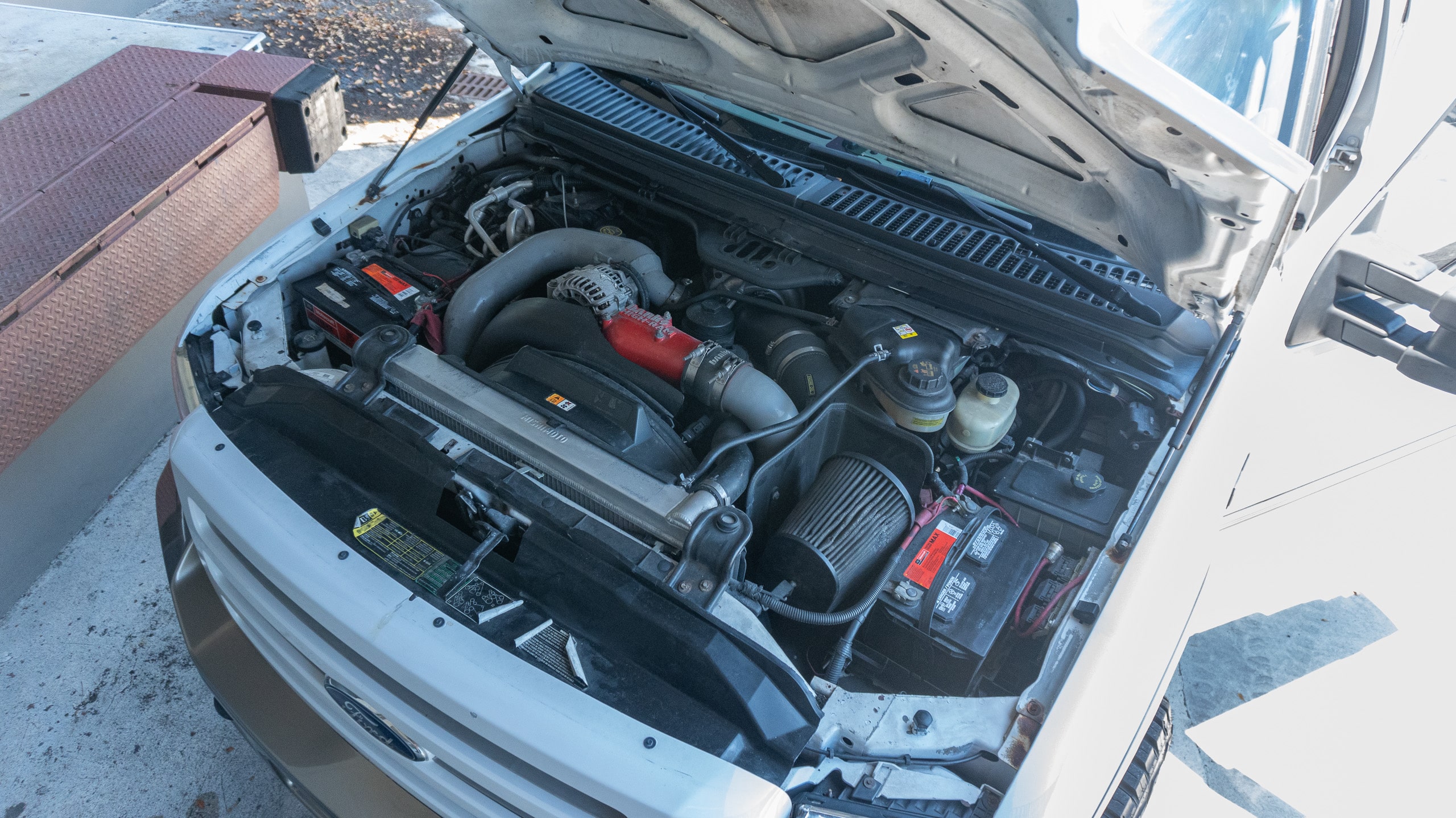 2005 Ford Excursion Eddie Bauer – 6.0L Turbo Diesel – Nicely Modified full