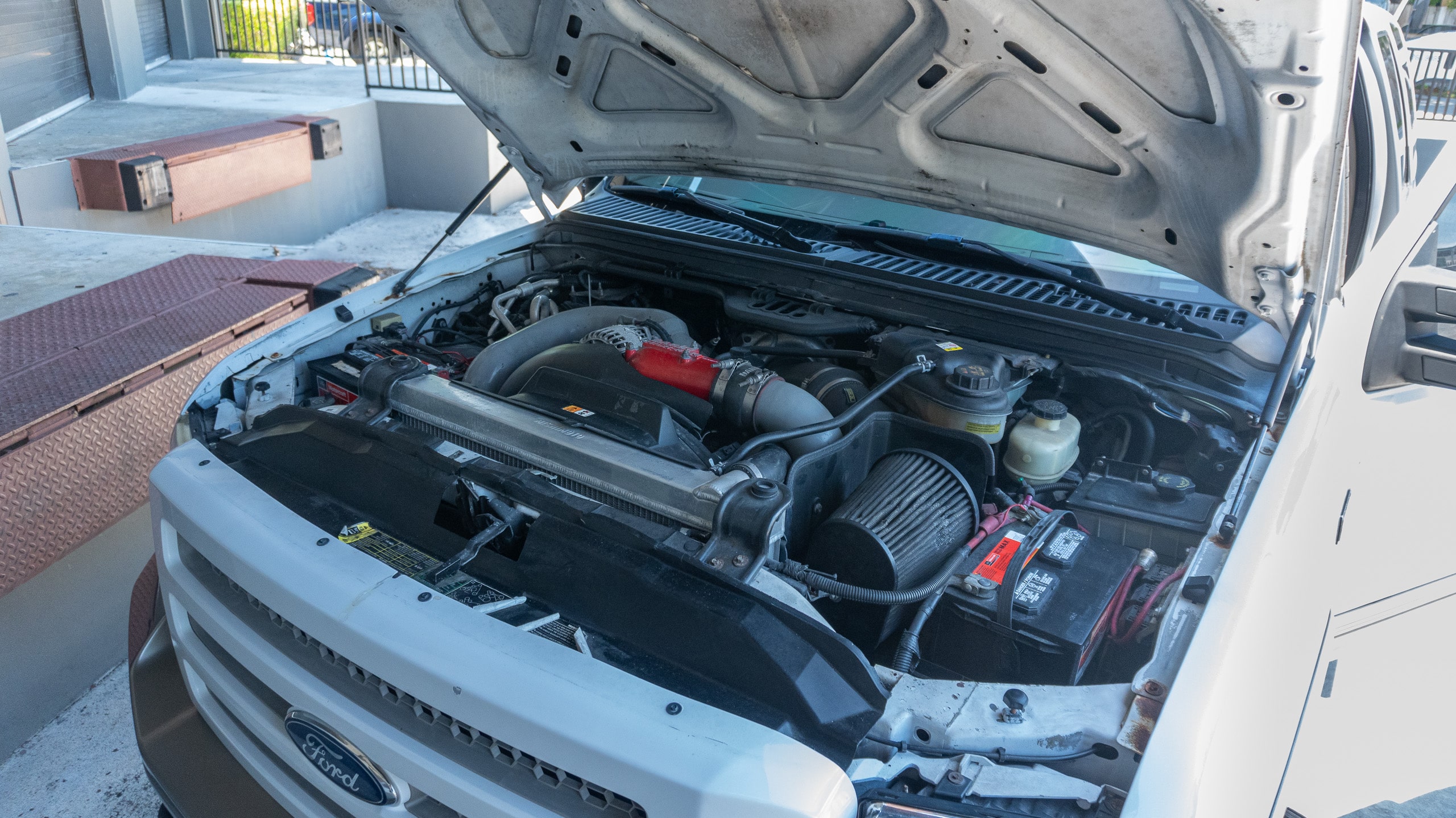 2005 Ford Excursion Eddie Bauer – 6.0L Turbo Diesel – Nicely Modified full
