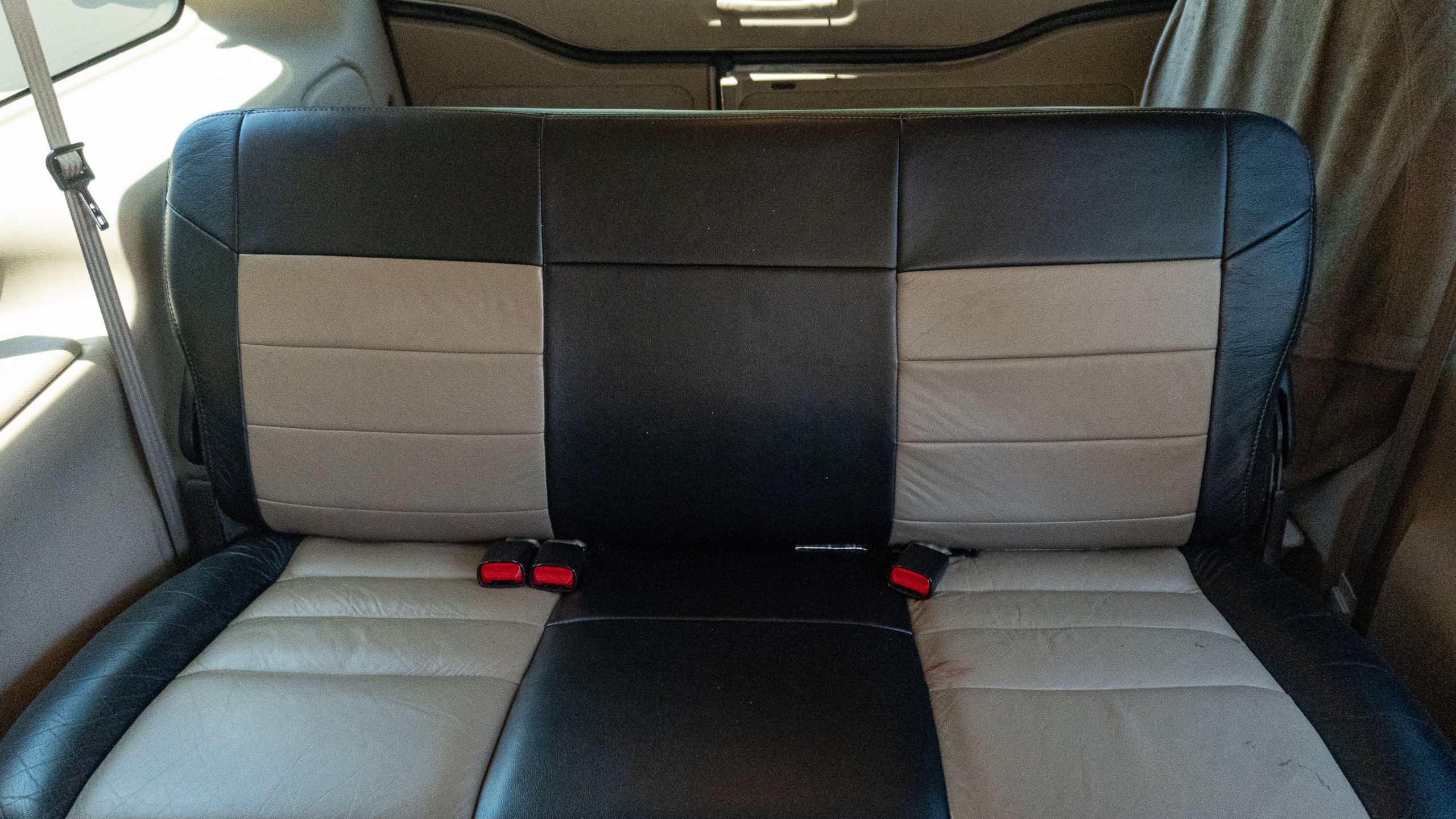 2005 Ford Excursion Eddie Bauer – 6.0L Turbo Diesel – Nicely Modified full