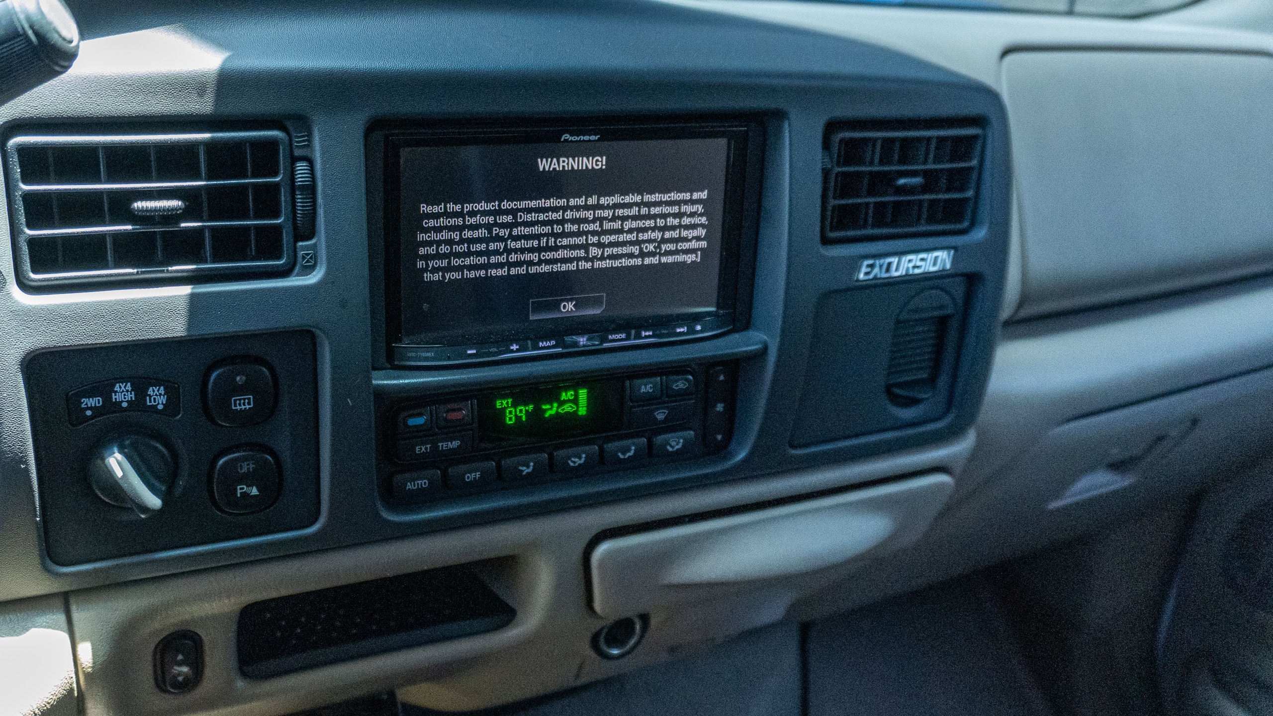 2005 Ford Excursion Eddie Bauer – 6.0L Turbo Diesel – Nicely Modified full