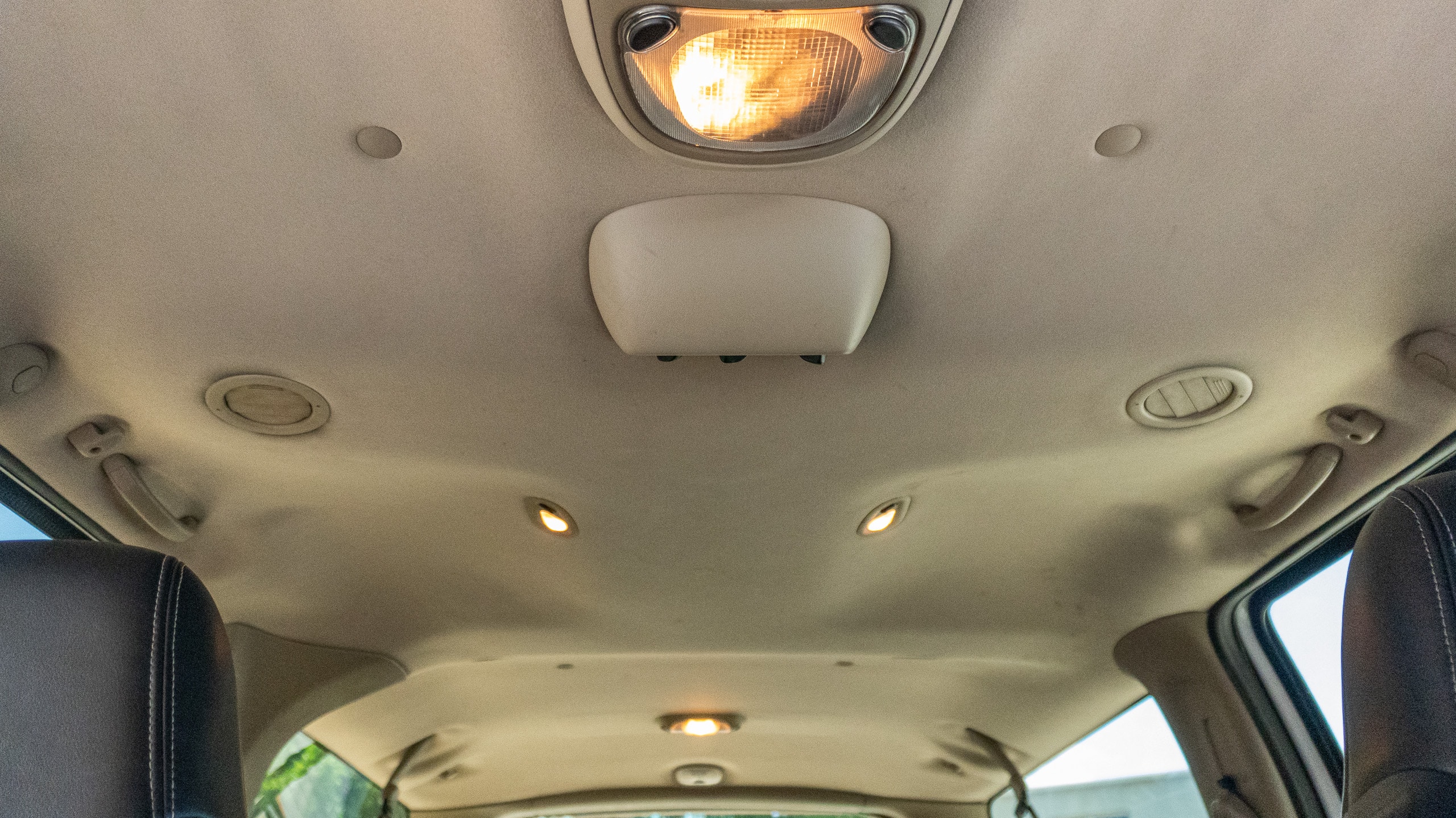 2005 Ford Excursion Eddie Bauer – 6.0L Turbo Diesel – Nicely Modified full