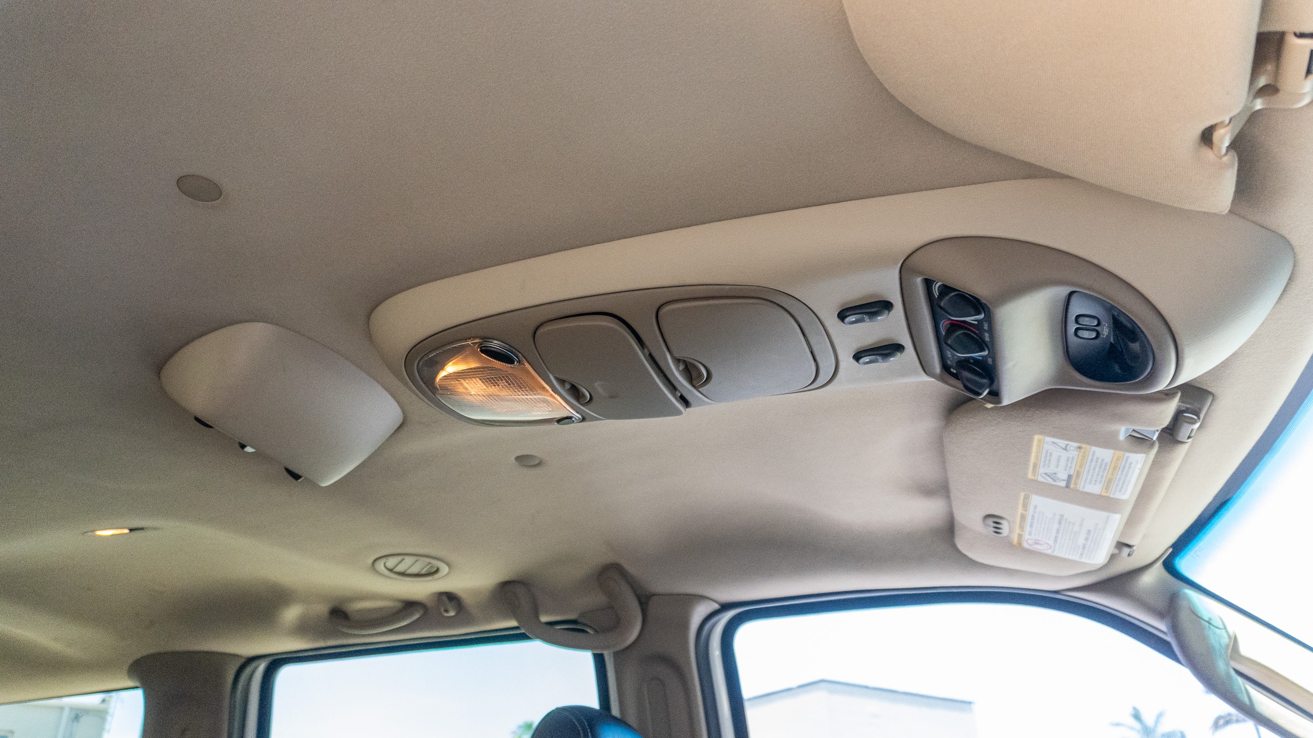 2005 Ford Excursion Eddie Bauer – 6.0L Turbo Diesel – Nicely Modified full