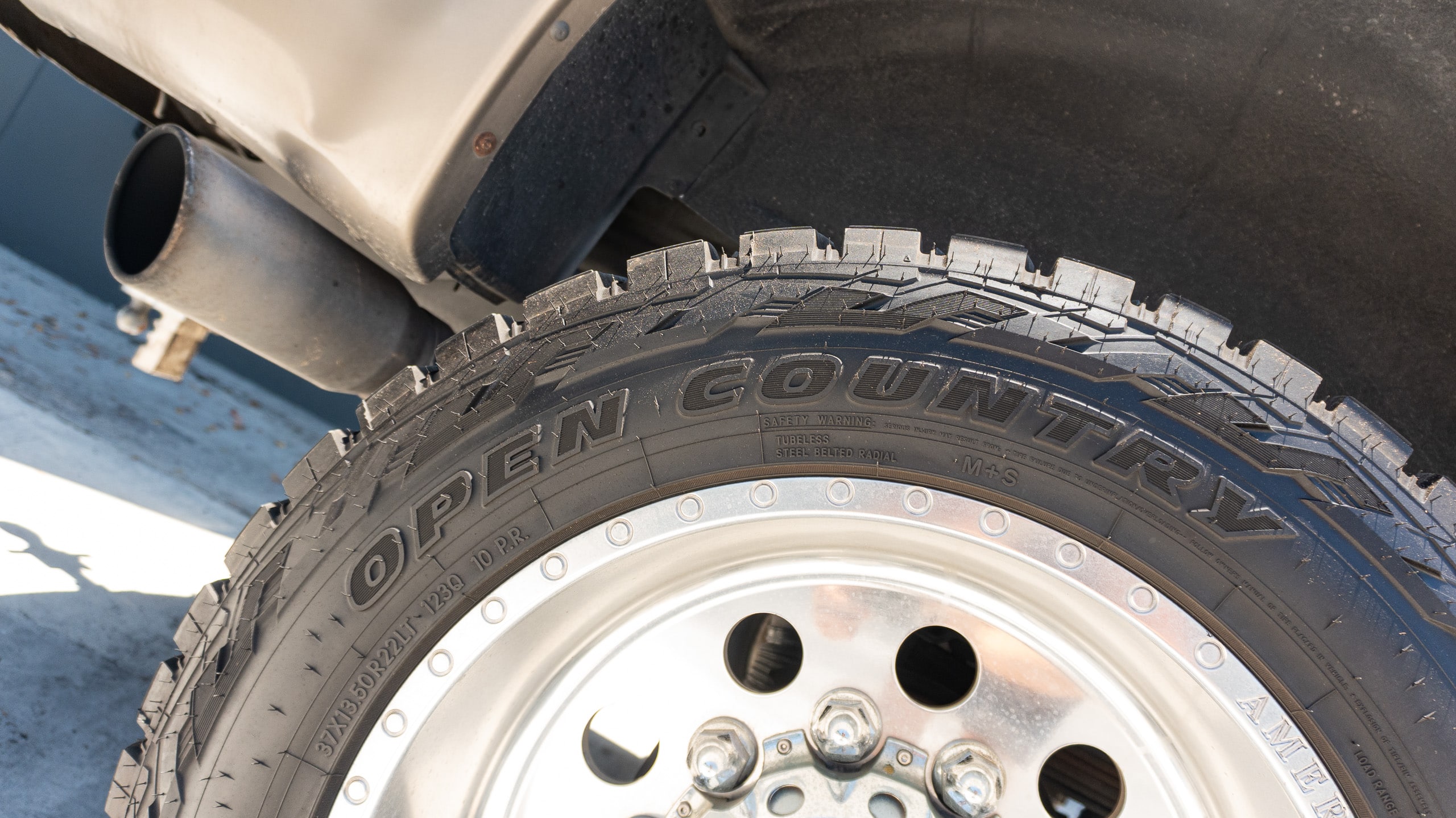 2005 Ford Excursion Eddie Bauer – 6.0L Turbo Diesel – Nicely Modified full