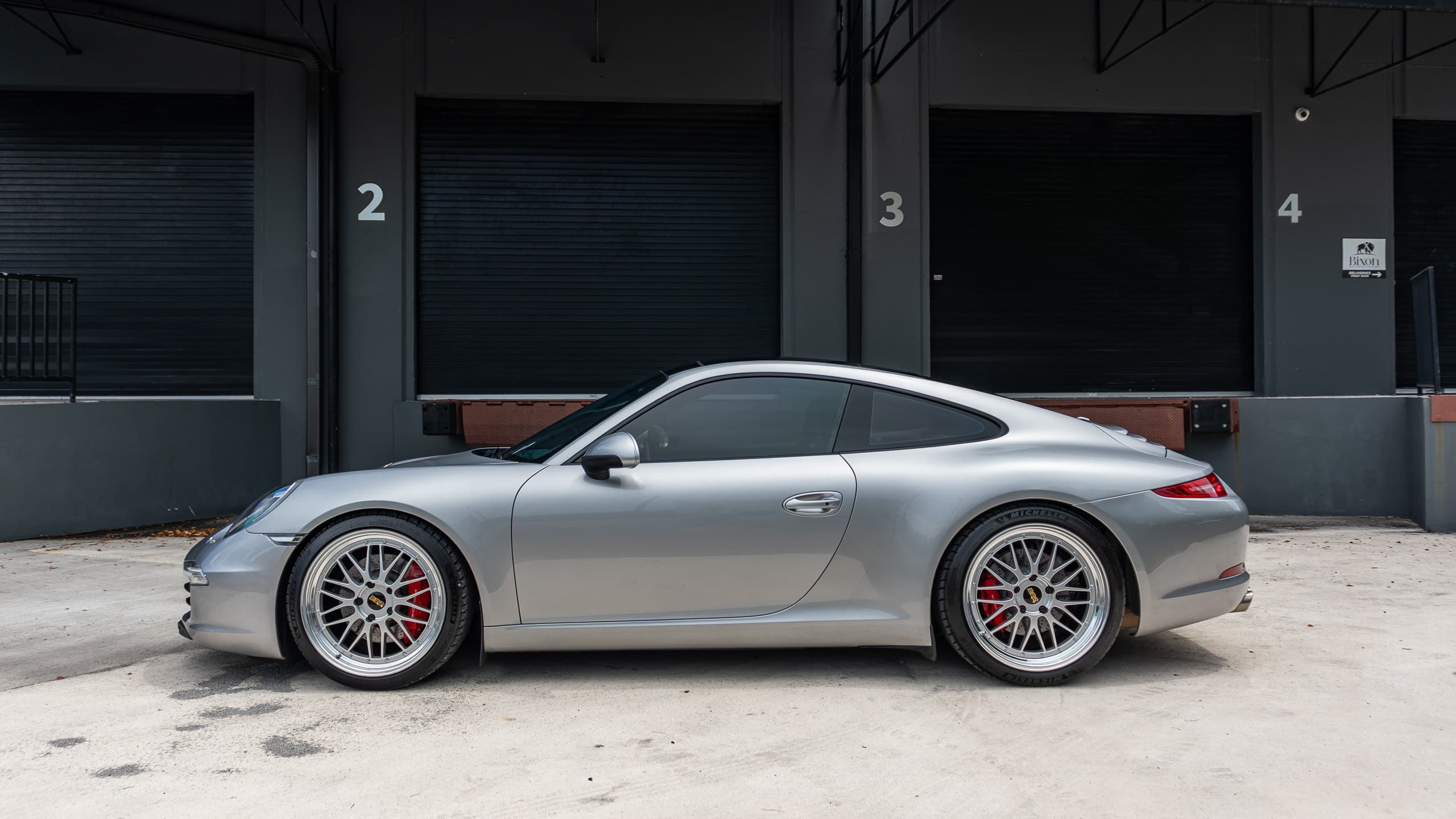 2016 Porsche 911 Carrera S Silver Metallic – 57k Miles – PDK – BBS LM’s – 400 Hp – CPO Extended Warranty full