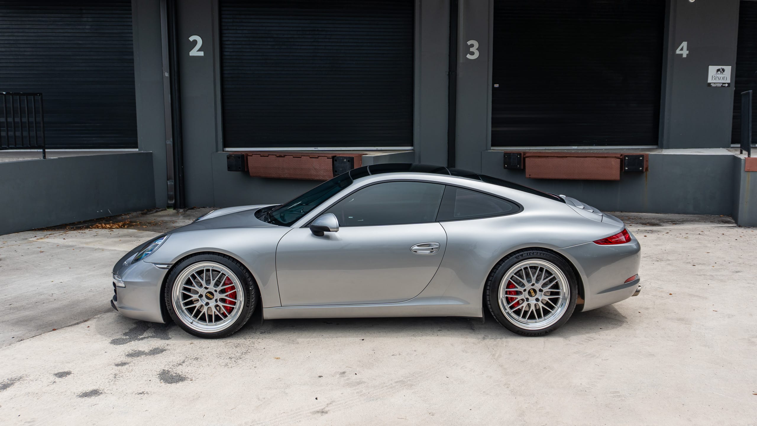 2016 Porsche 911 Carrera S Silver Metallic – 57k Miles – PDK – BBS LM’s – 400 Hp – CPO Extended Warranty full