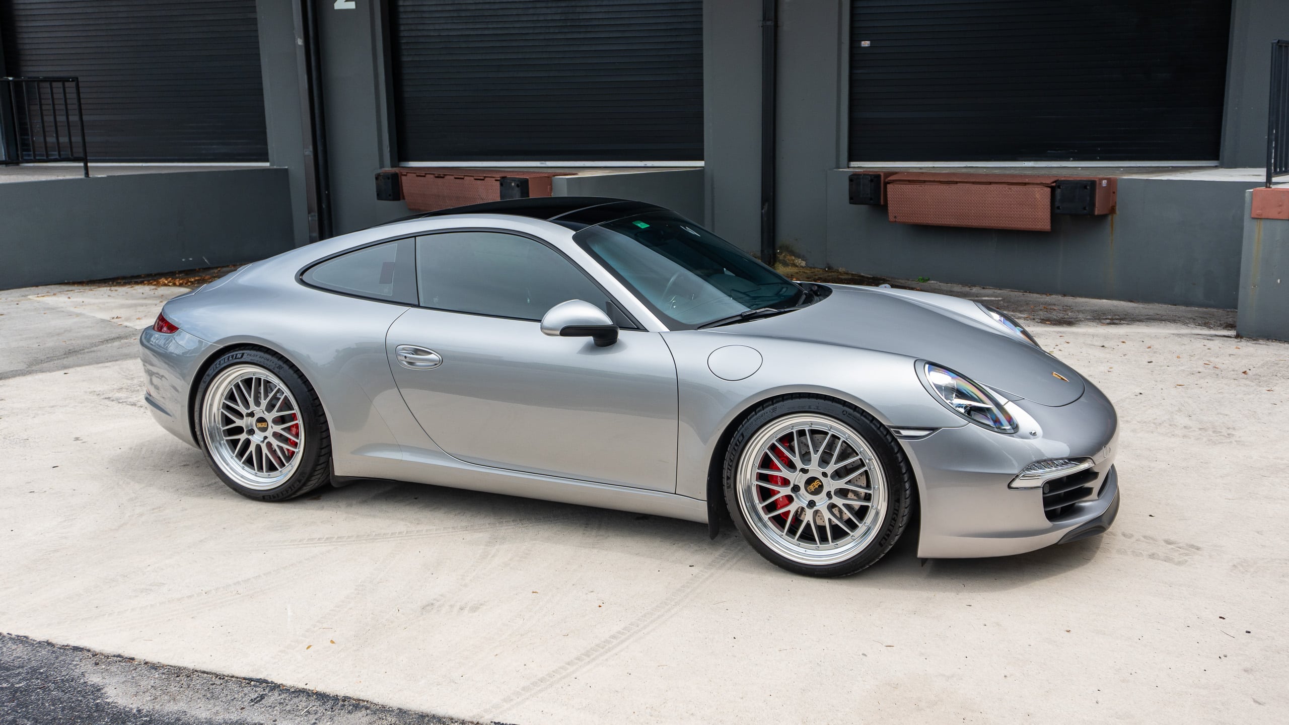 2016 Porsche 911 Carrera S Silver Metallic – 57k Miles – PDK – BBS LM’s – 400 Hp – CPO Extended Warranty full