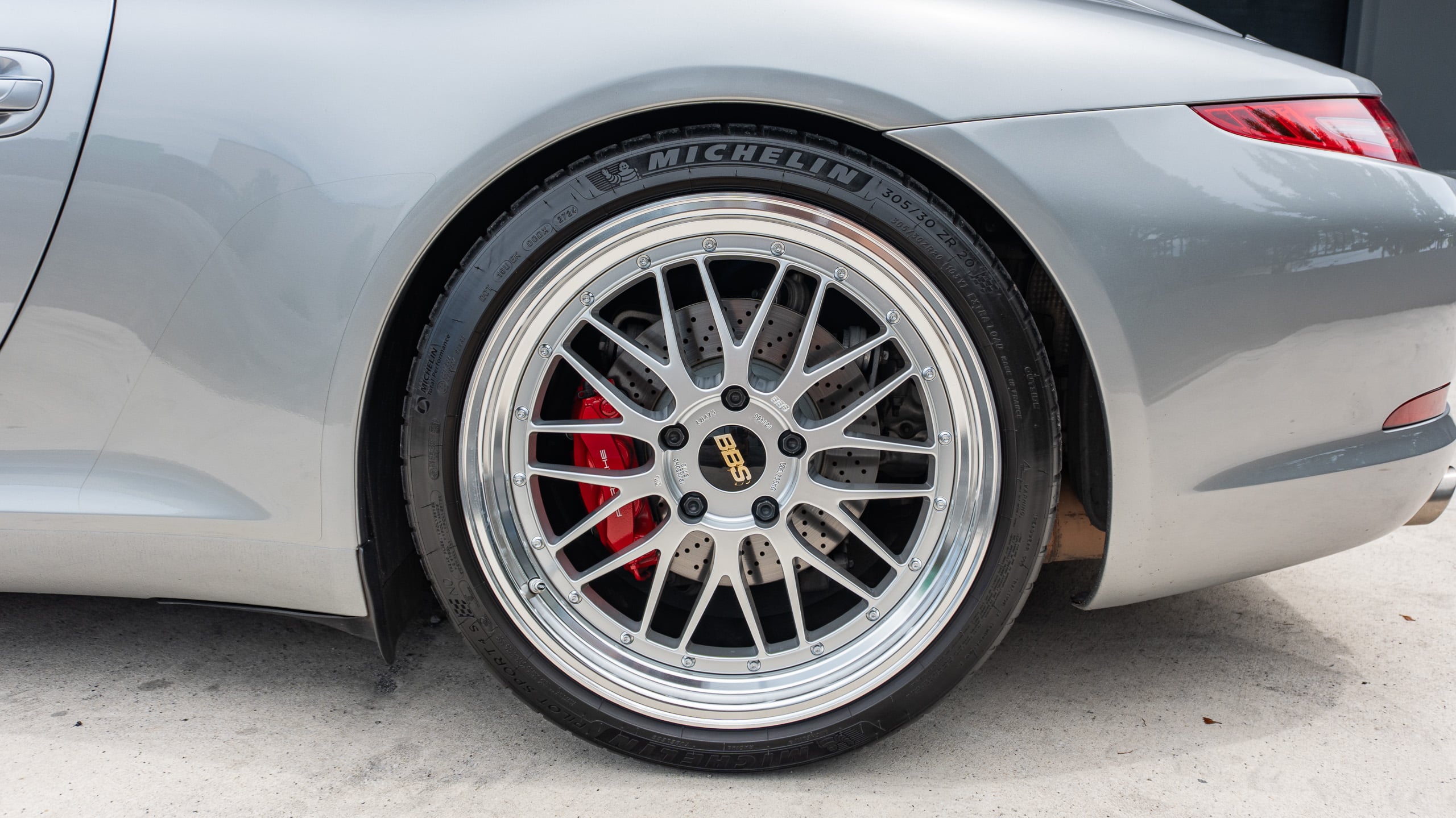2016 Porsche 911 Carrera S Silver Metallic – 57k Miles – PDK – BBS LM’s – 400 Hp – CPO Extended Warranty full