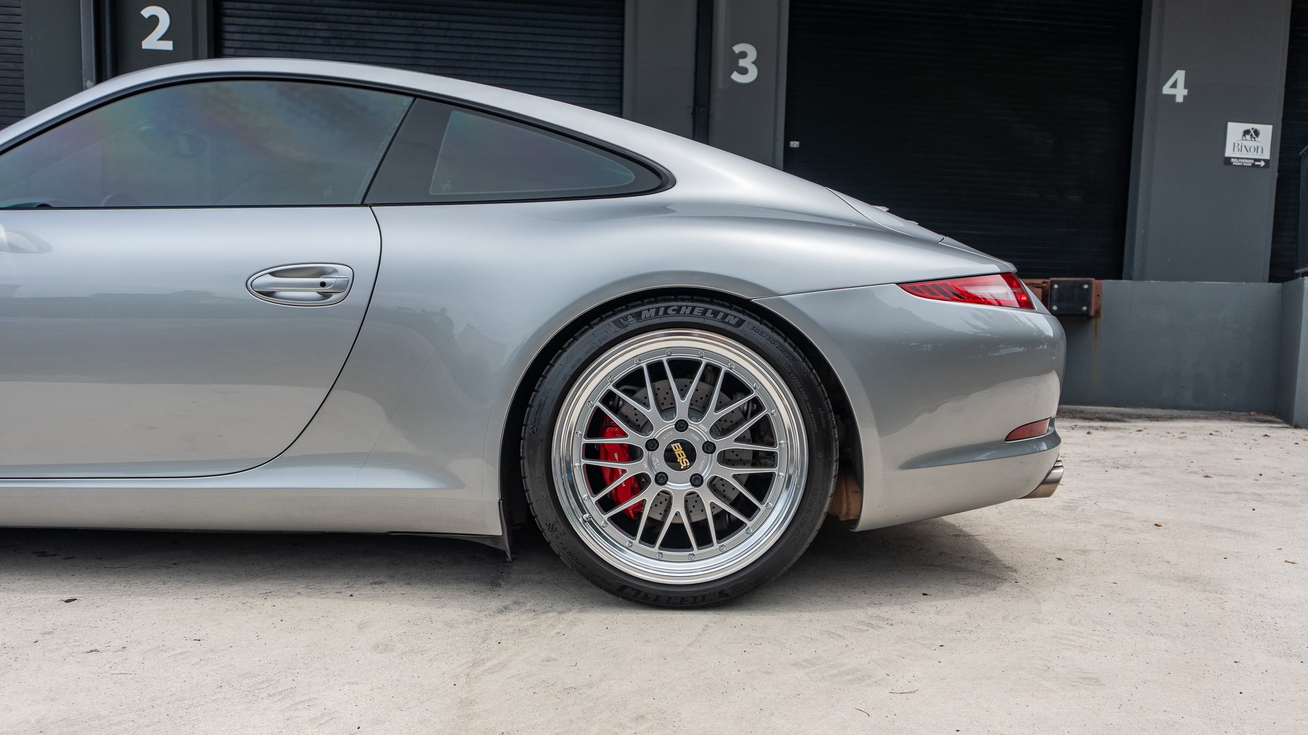 2016 Porsche 911 Carrera S Silver Metallic – 57k Miles – PDK – BBS LM’s – 400 Hp – CPO Extended Warranty full