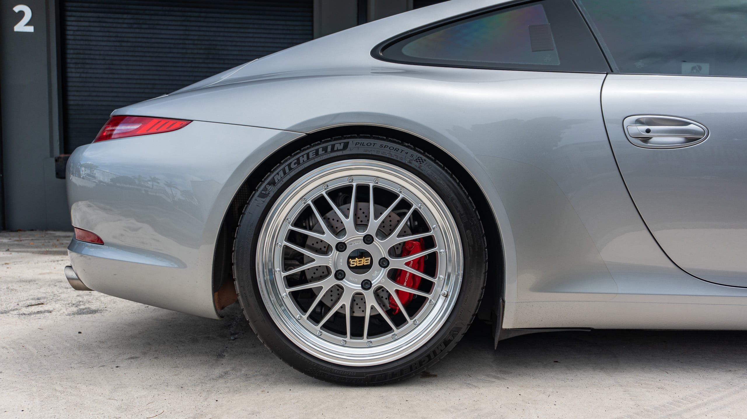 2016 Porsche 911 Carrera S Silver Metallic – 57k Miles – PDK – BBS LM’s – 400 Hp – CPO Extended Warranty full
