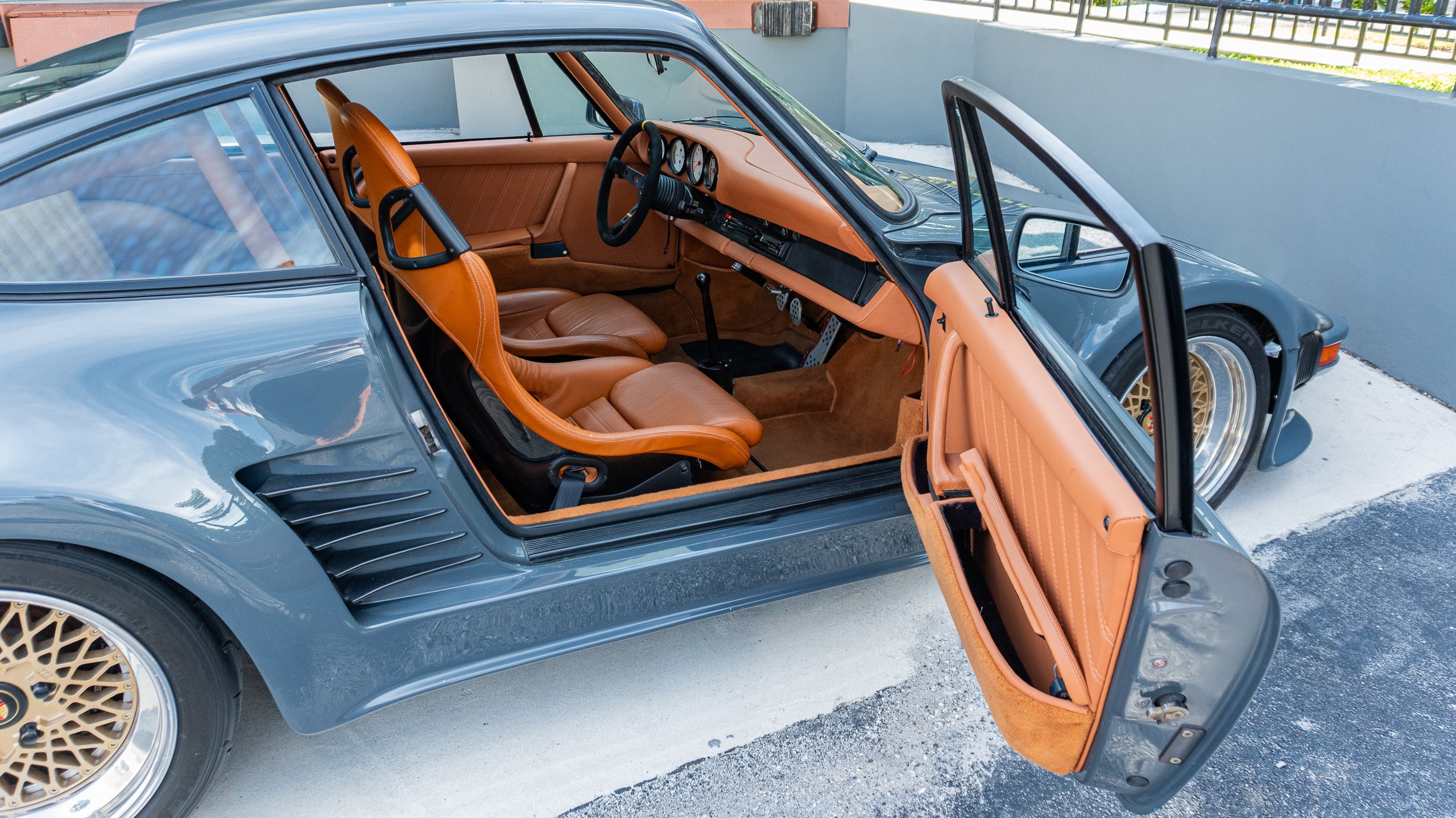 1976 Porsche 930 Kremer Turbo 3.4L Orbit Racing Motor – 4 Speed – Carbon Kevlar Kremer Body – $250k + Reciepts full