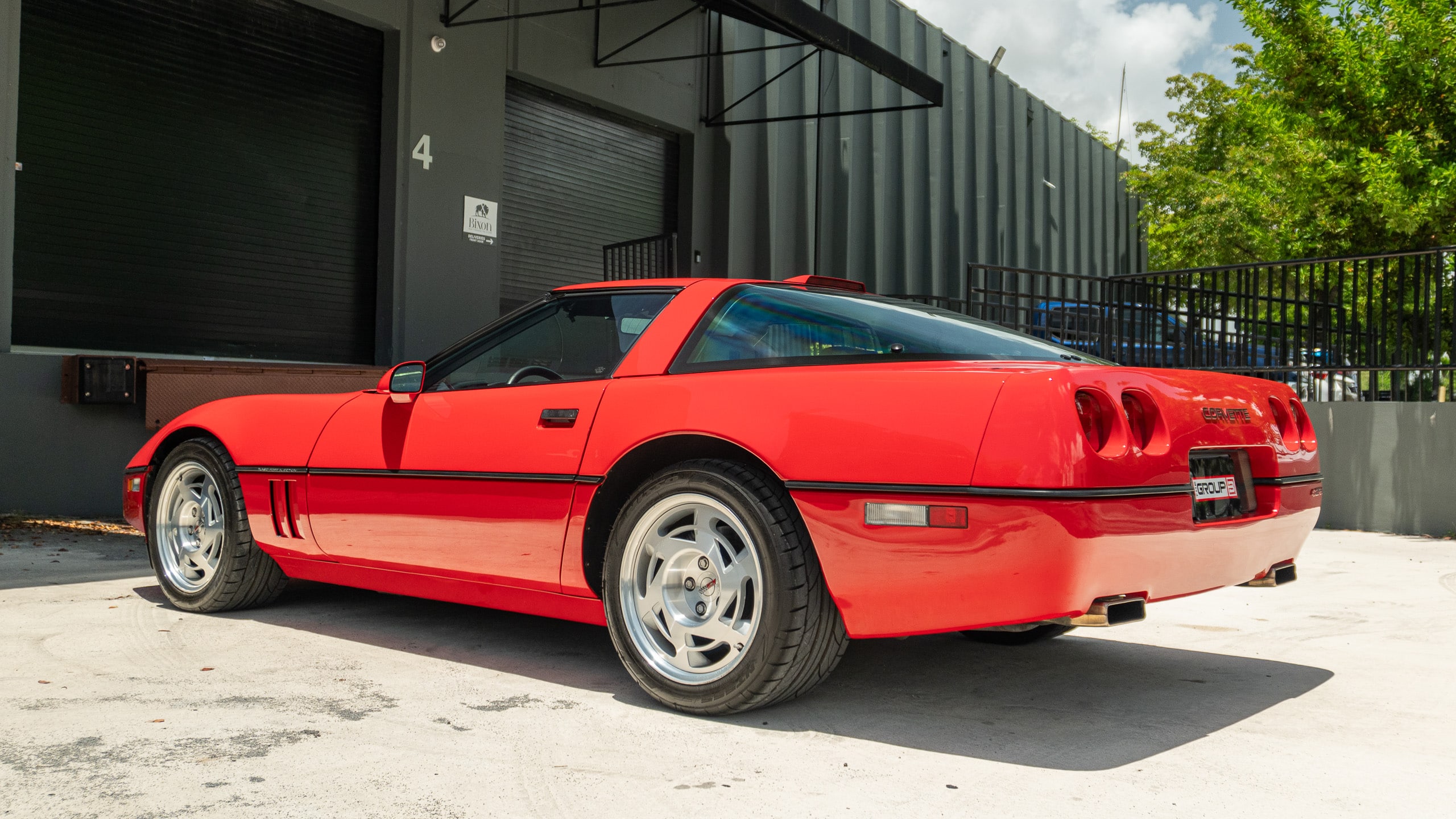 1990 Chevrolet Corvette ZR-1 28k Miles – $8000 in recent maintenance – Well Sorted -Extremely Clean Condition full