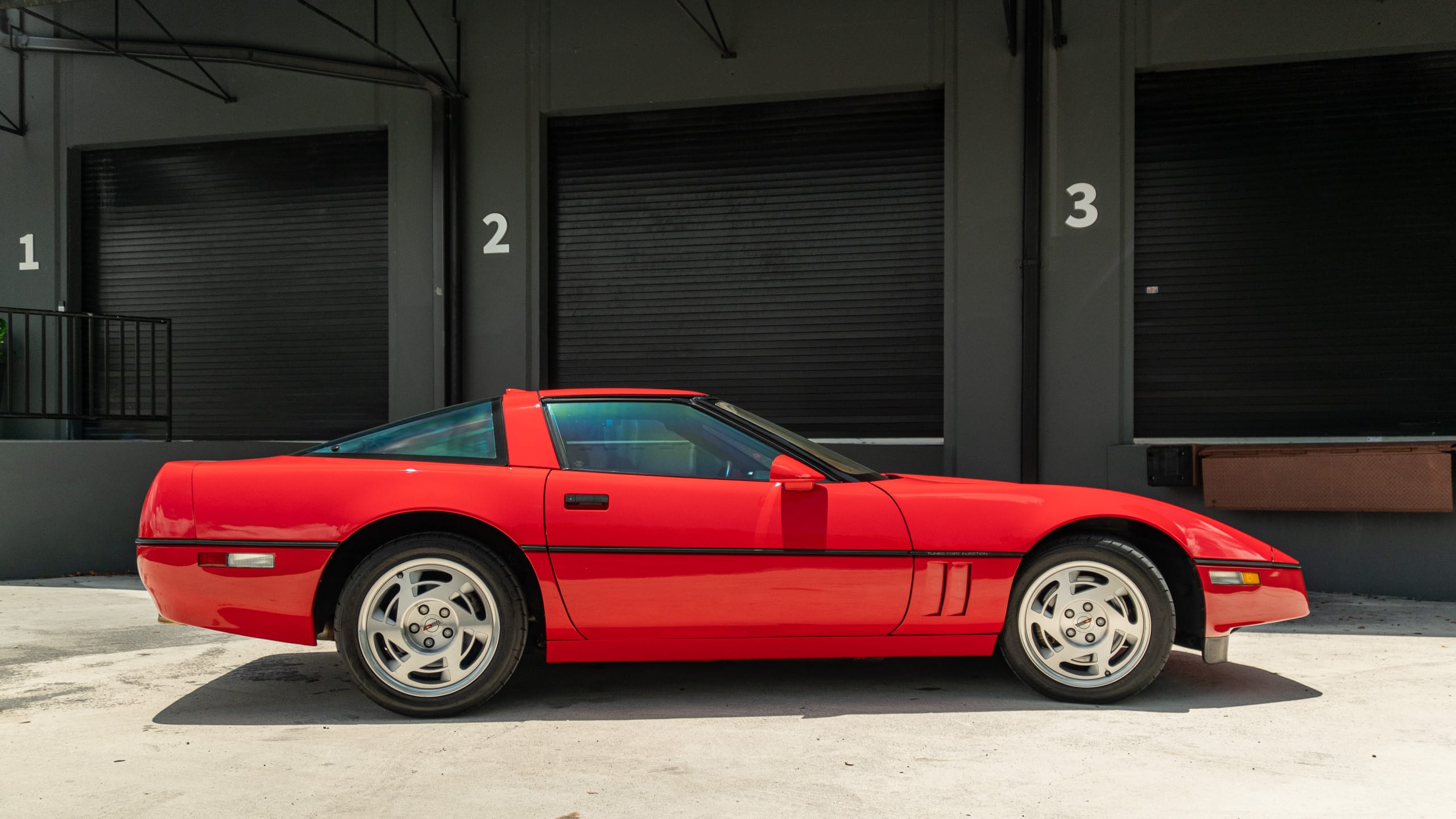 1990 Chevrolet Corvette ZR-1 28k Miles – $8000 in recent maintenance – Well Sorted -Extremely Clean Condition full