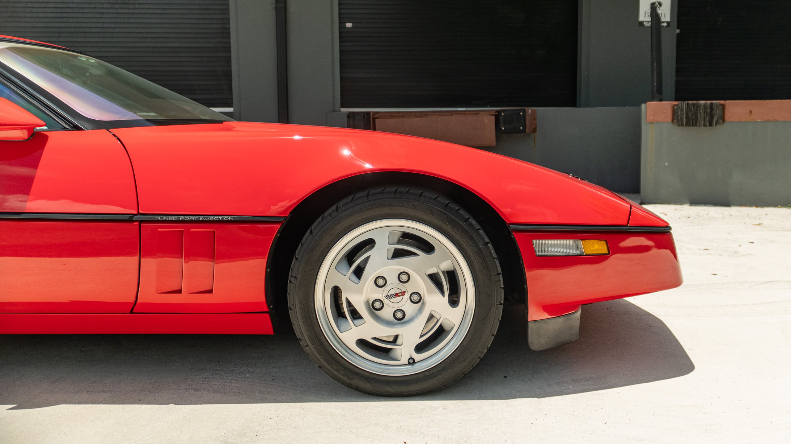 1990 Chevrolet Corvette ZR-1 28k Miles – $8000 in recent maintenance – Well Sorted -Extremely Clean Condition full