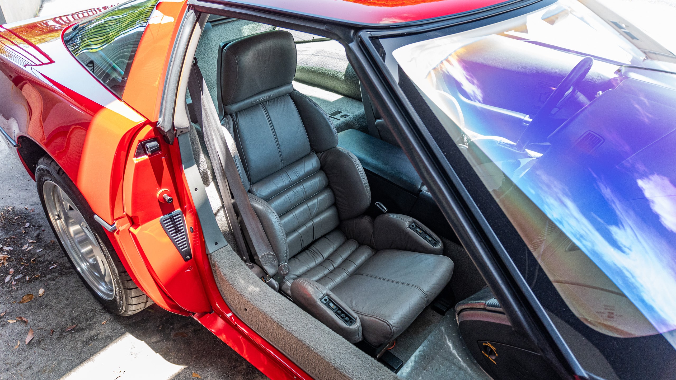 1990 Chevrolet Corvette ZR-1 28k Miles – $8000 in recent maintenance – Well Sorted -Extremely Clean Condition full