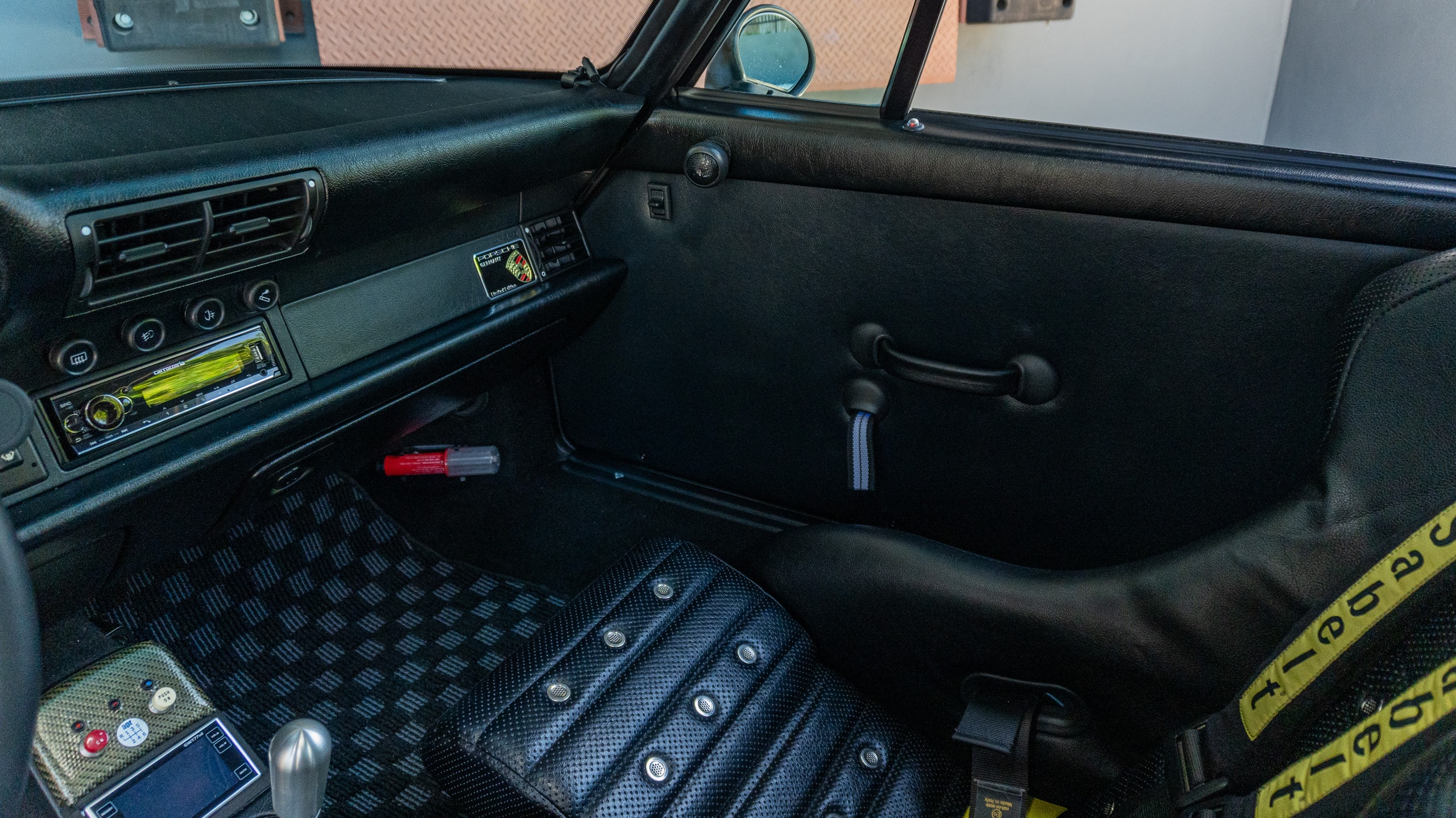 1995 Porsche 911 Euro 993 C2 67k Miles – 6 Speed Manual – TE37 – RS Bits full
