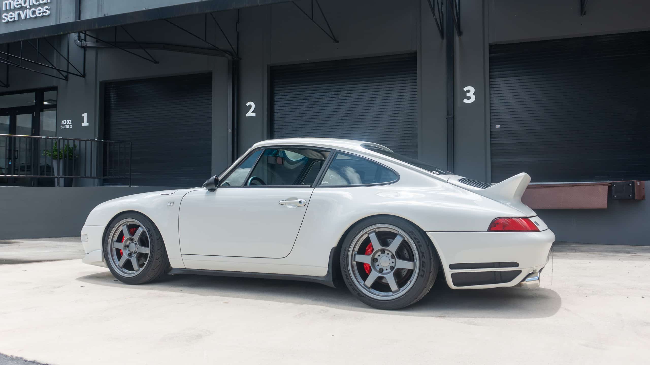 1995 Porsche 911 Euro 993 C2 67k Miles – 6 Speed Manual – TE37 – RS Bits full