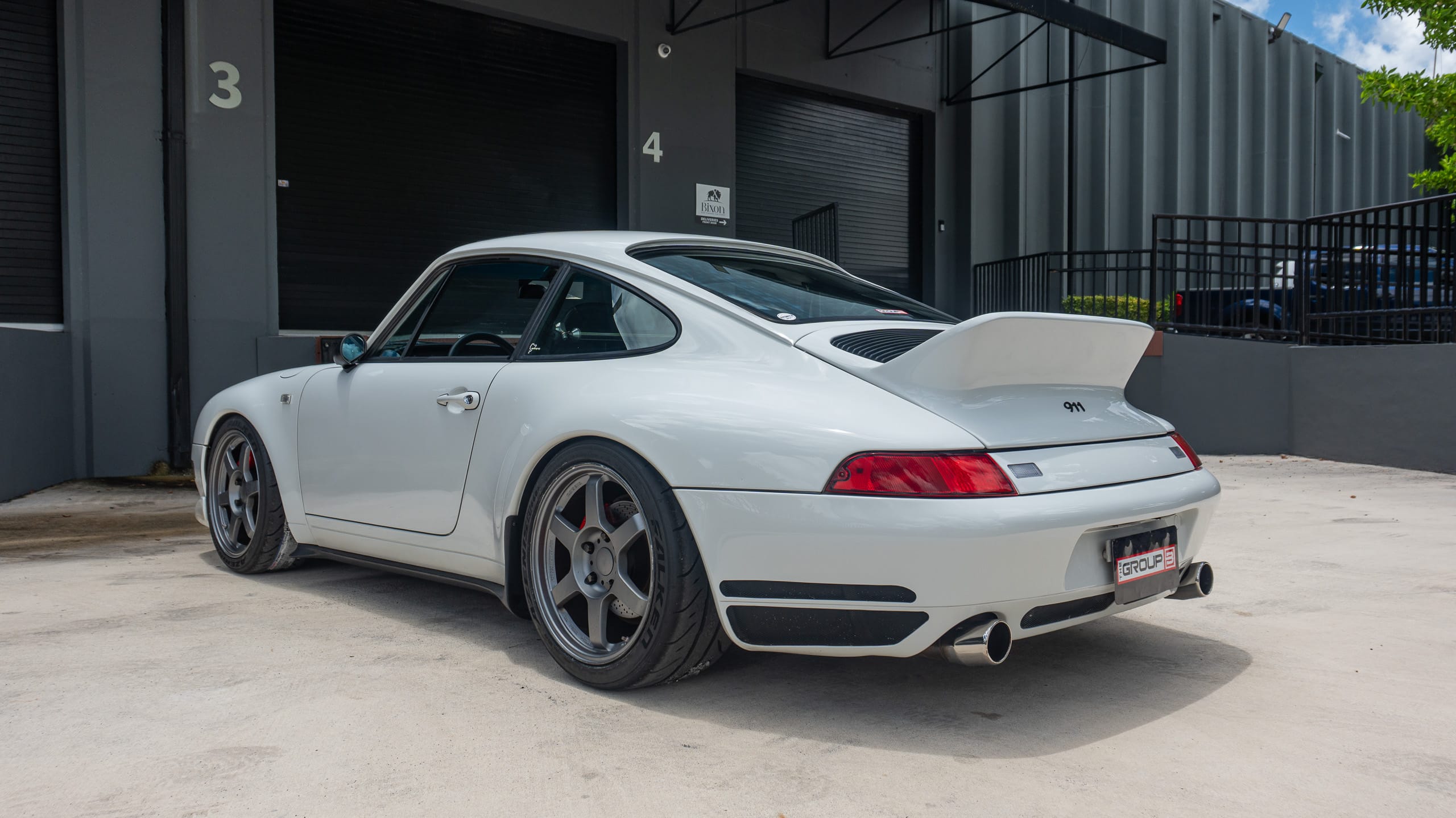 1995 Porsche 911 Euro 993 C2 67k Miles – 6 Speed Manual – TE37 – RS Bits full
