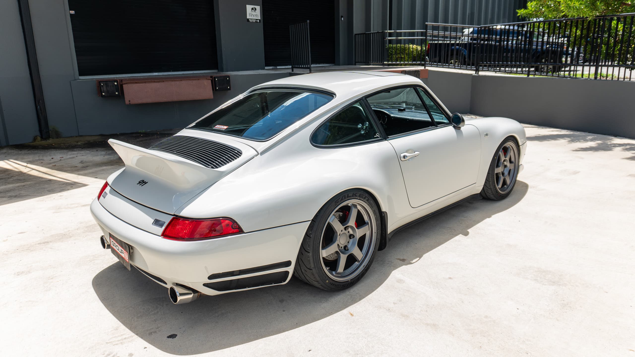 1995 Porsche 911 Euro 993 C2 67k Miles – 6 Speed Manual – TE37 – RS Bits full