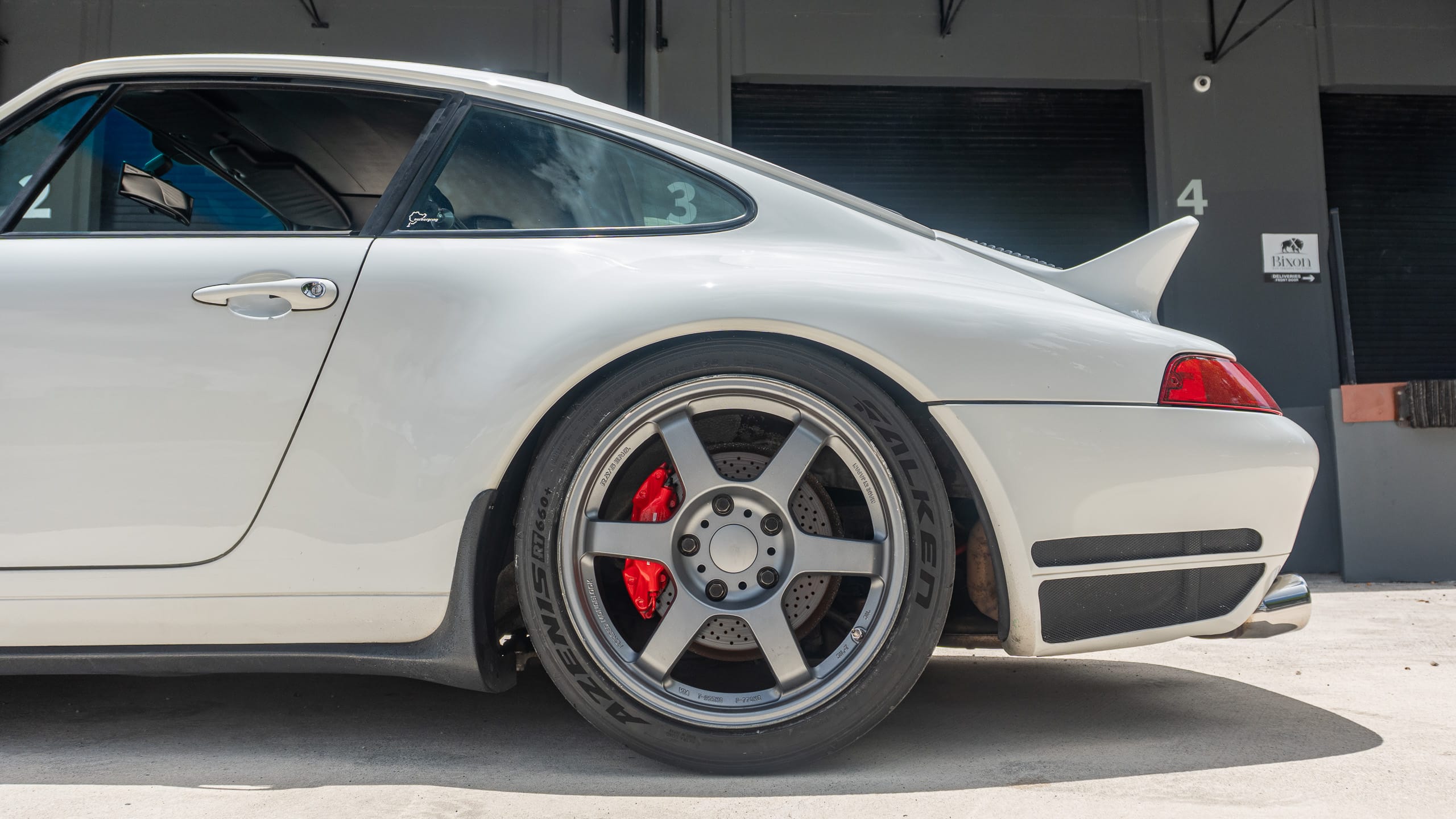 1995 Porsche 911 Euro 993 C2 67k Miles – 6 Speed Manual – TE37 – RS Bits full