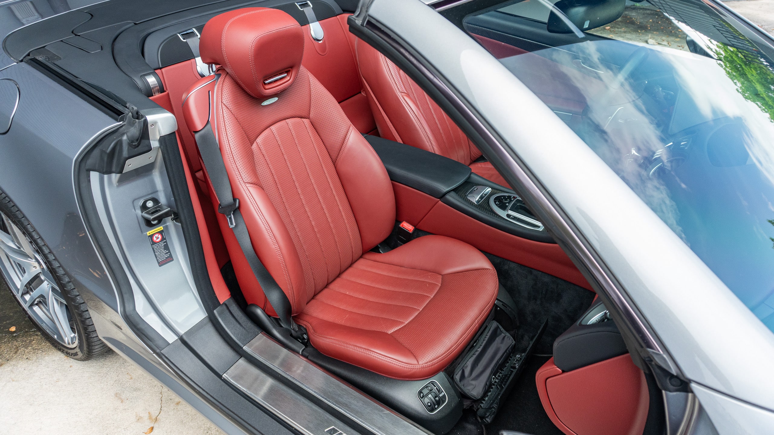 2009 Mercedes Benz SL 63 AMG R230 – P30 Perfomance Package – 19K Miles – Red Interior full