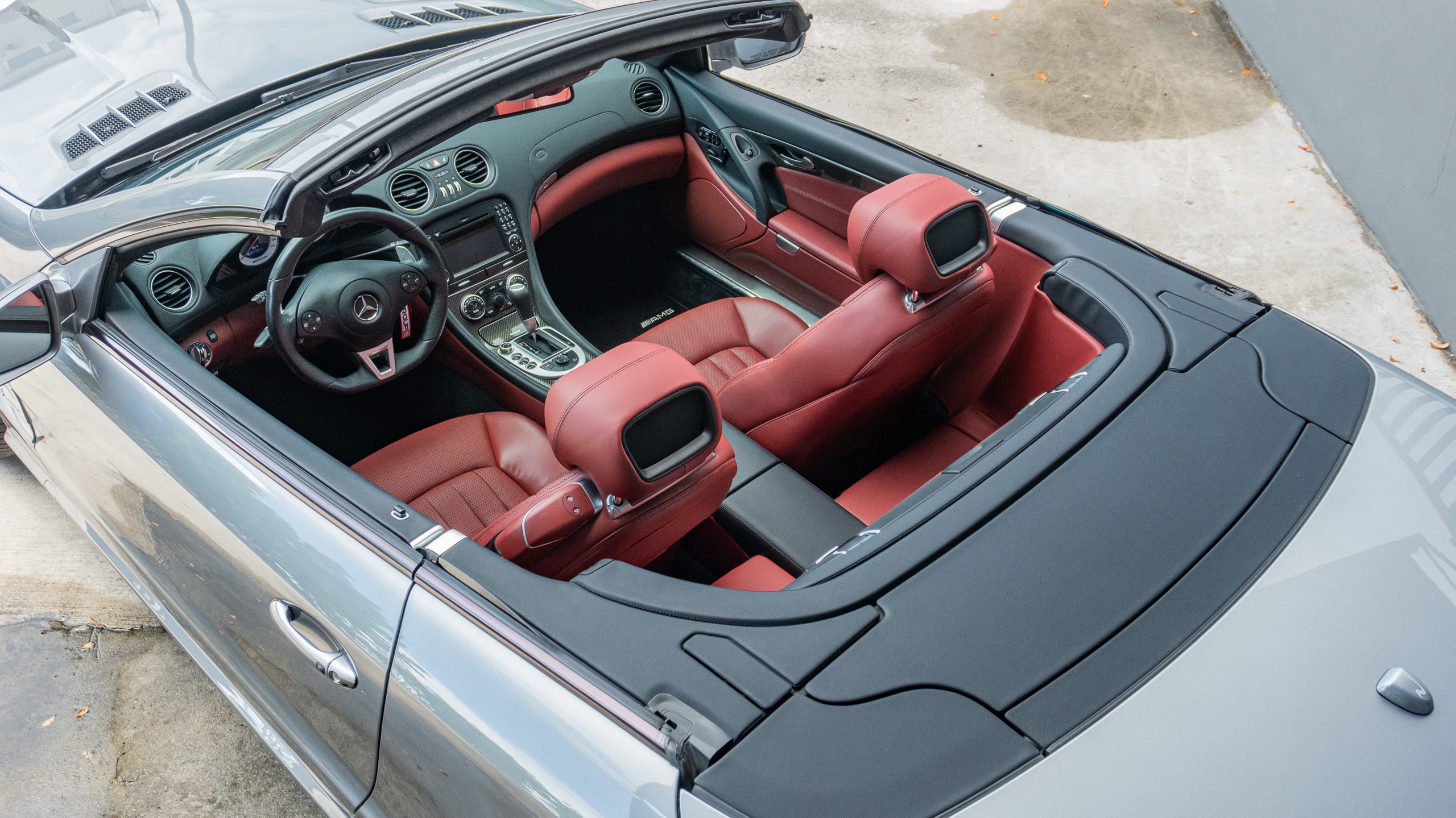 2009 Mercedes Benz SL 63 AMG R230 – P30 Perfomance Package – 19K Miles – Red Interior full