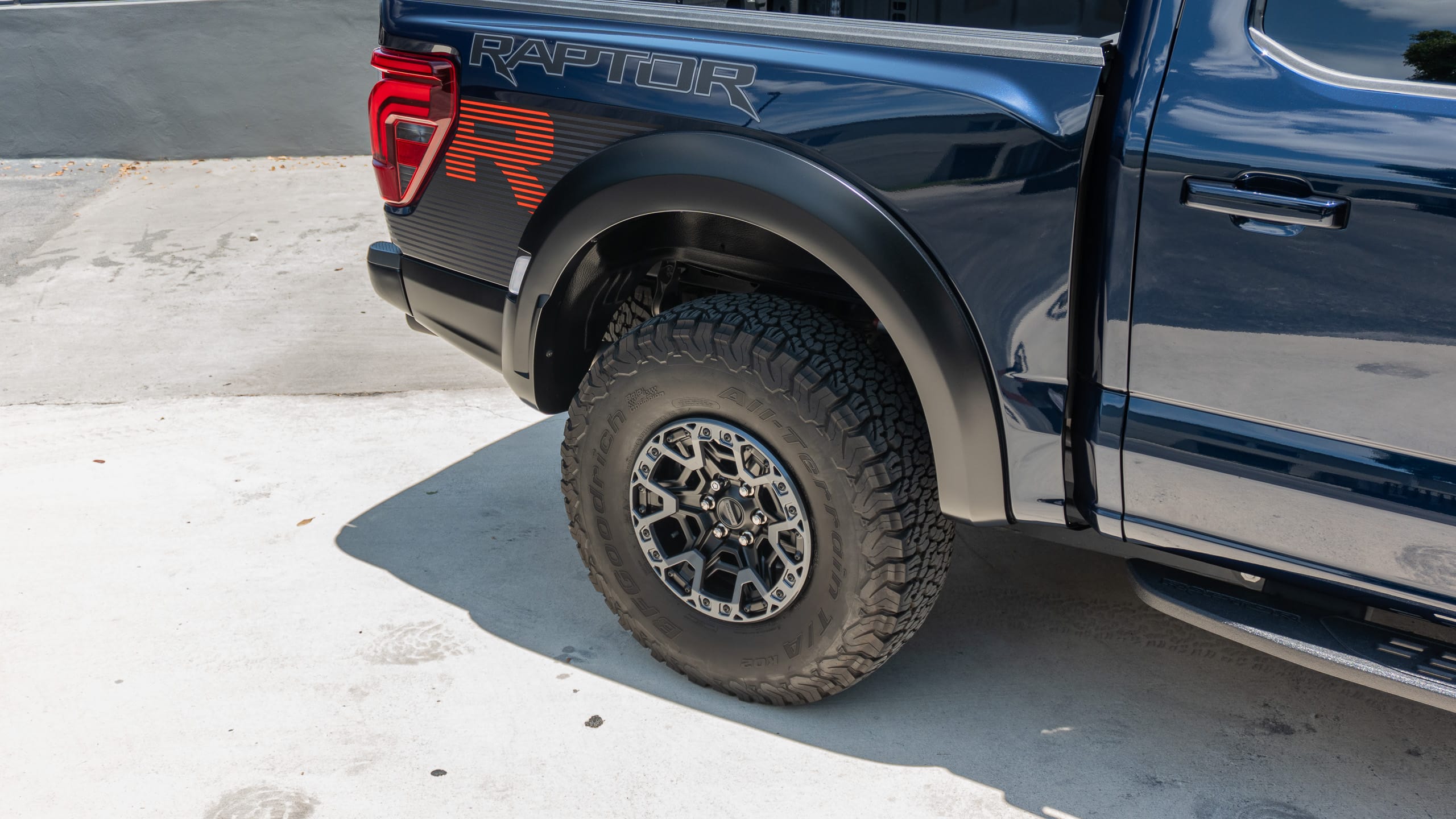 2024 Ford F-150 RAPTOR R -1 Owner – 7k Miles – Like new condition – Factory Warranty full