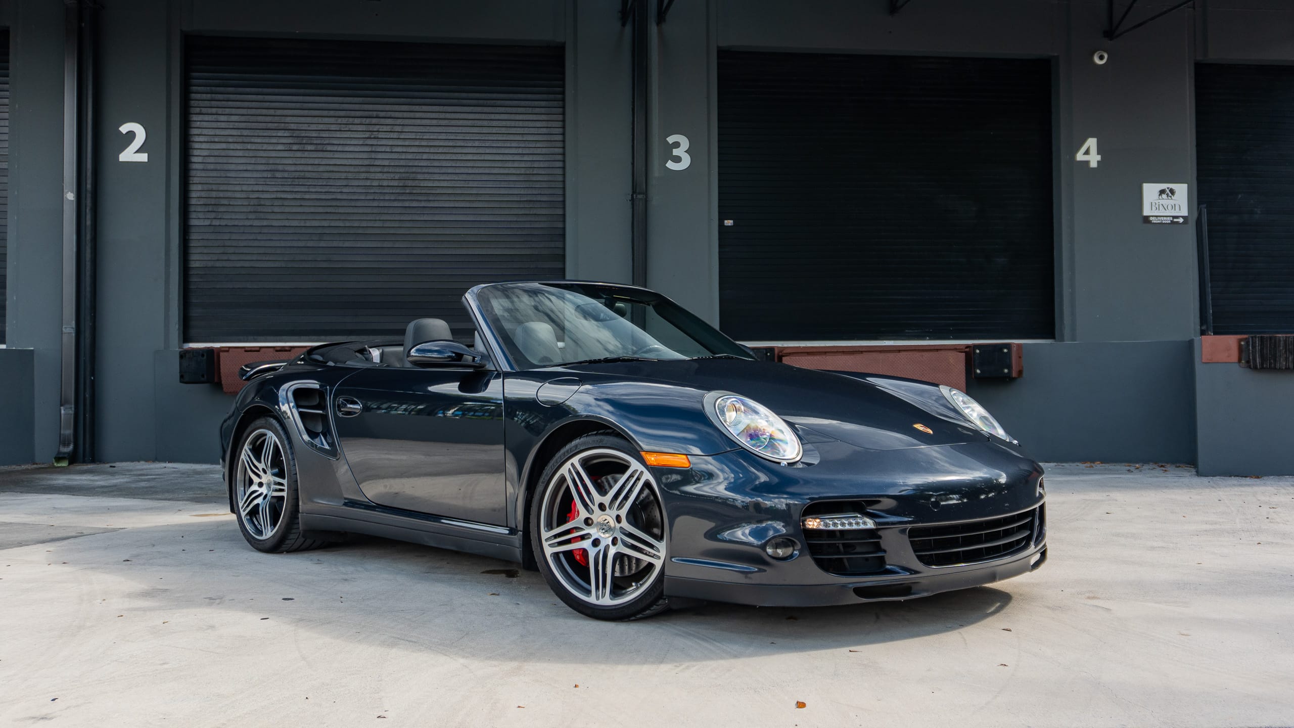 2009 Porsche 911 Turbo 997. 1.5 – Cabriolet – 50k Miles – Atlas Gray Metallic full