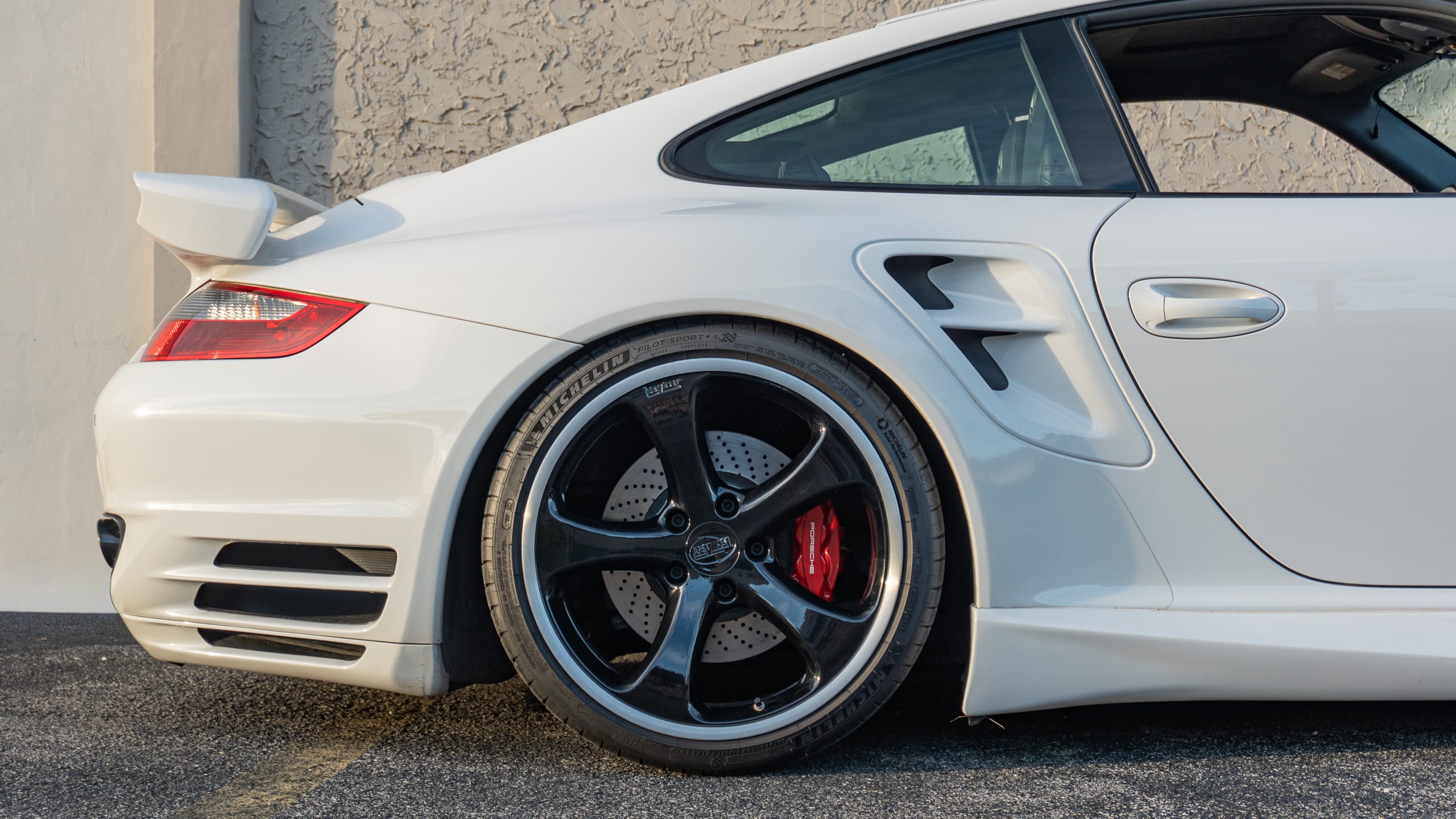 2007 Porsche 911 997.1 TURBO 6 Speed Manual White/Blue 33k Miles – TECHART aero – Original Paint full