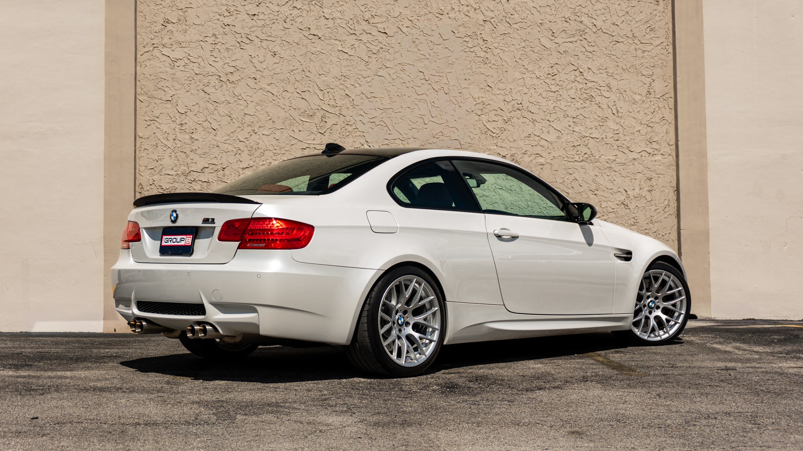 2013 BMW M3 – ONE OWNER – COMPETITION PACKAGE – MINERAL WHITE – DCT full