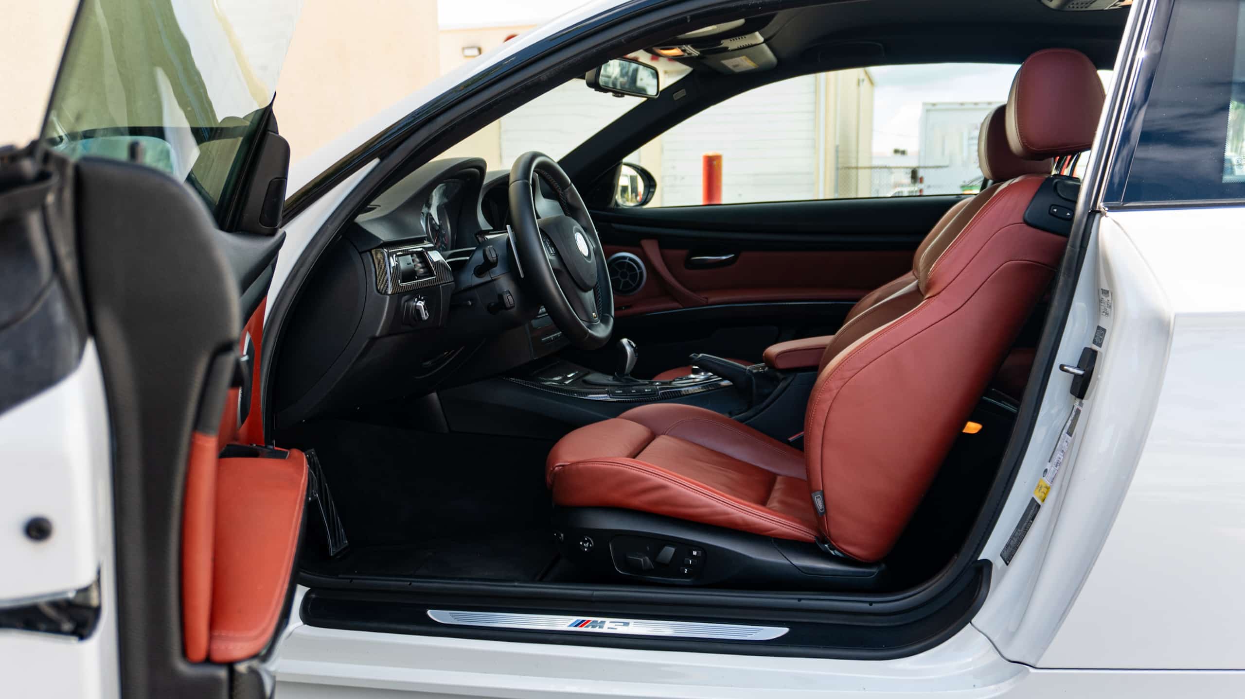 2013 BMW M3 – ONE OWNER – COMPETITION PACKAGE – MINERAL WHITE – DCT full