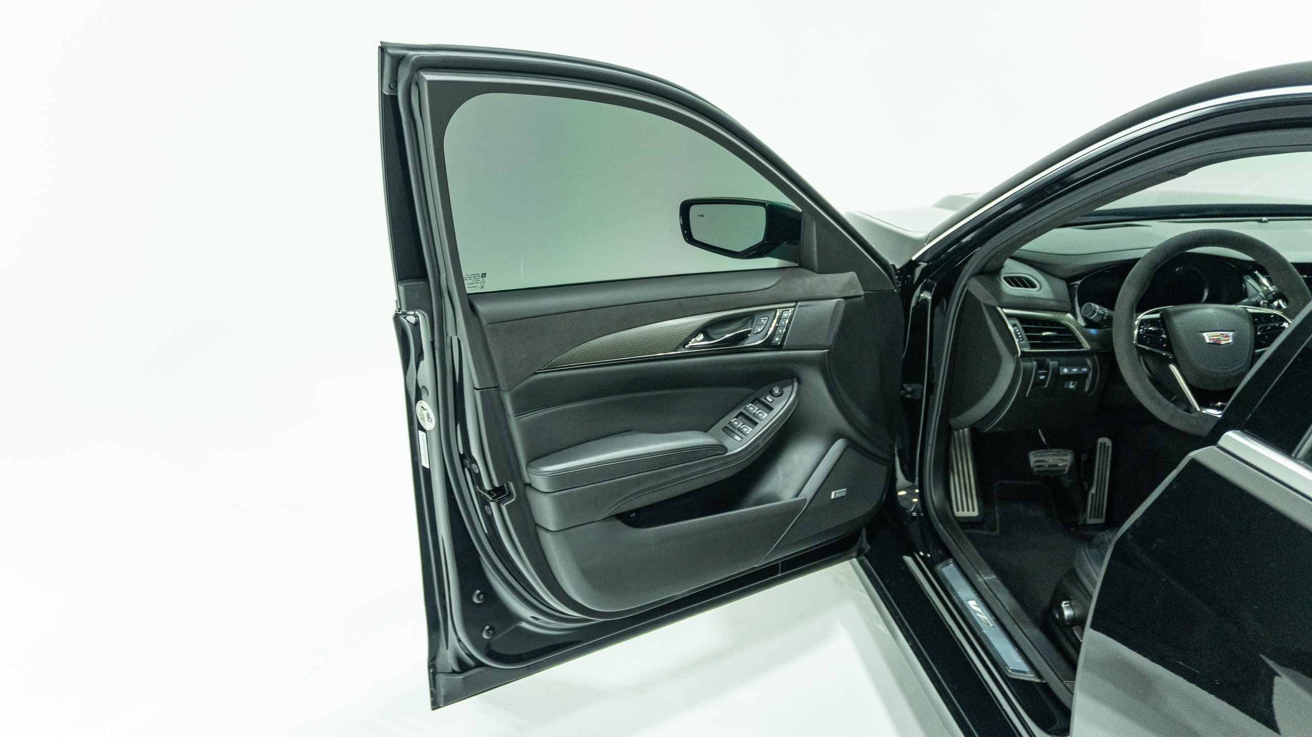 2016 Cadillac CTSV Only 5k Miles -Mint condition  – Factory Recaros – SUPERCHARGED V8 640 HP full