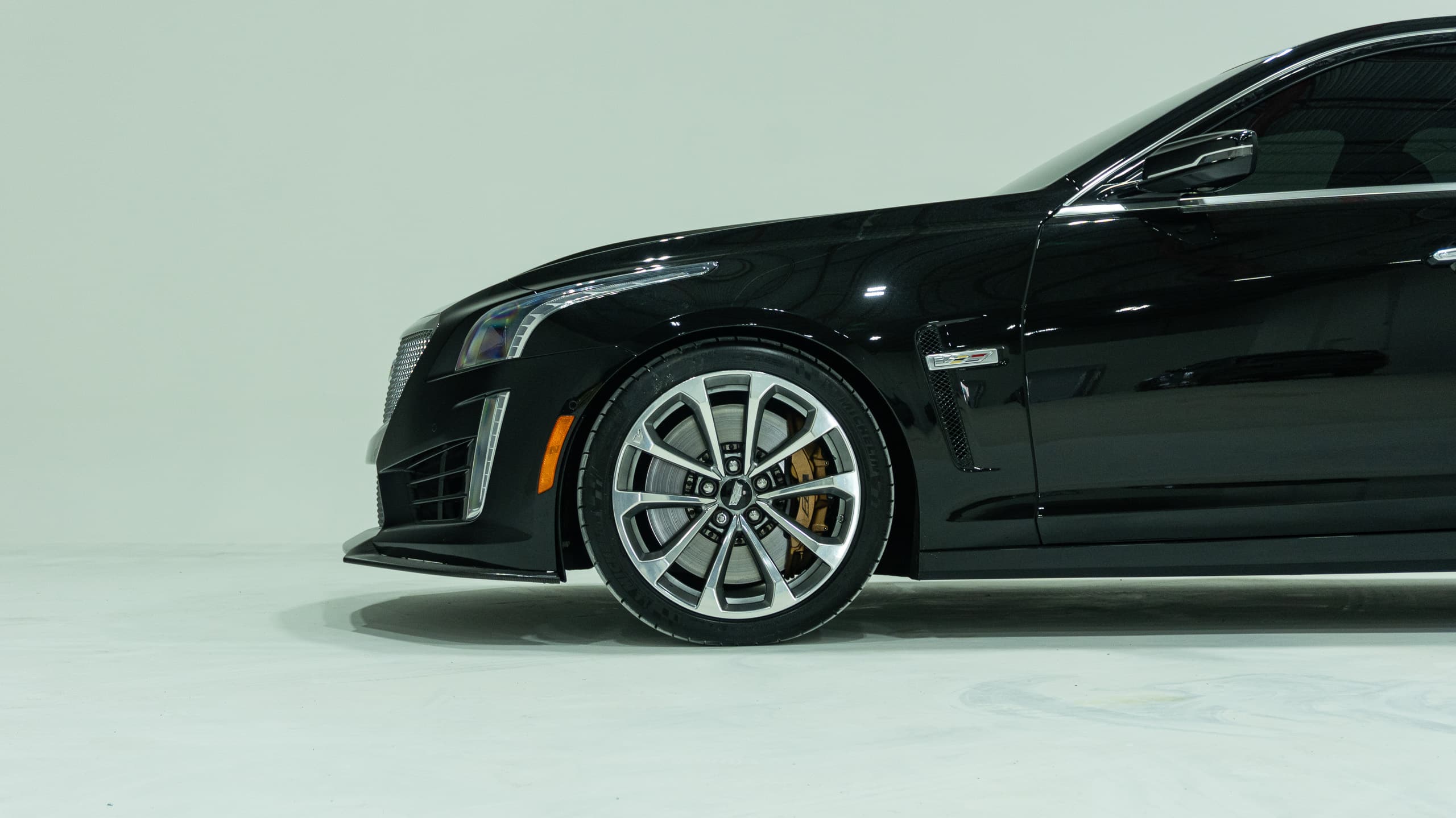 2016 Cadillac CTSV Only 5k Miles -Mint condition  – Factory Recaros – SUPERCHARGED V8 640 HP full