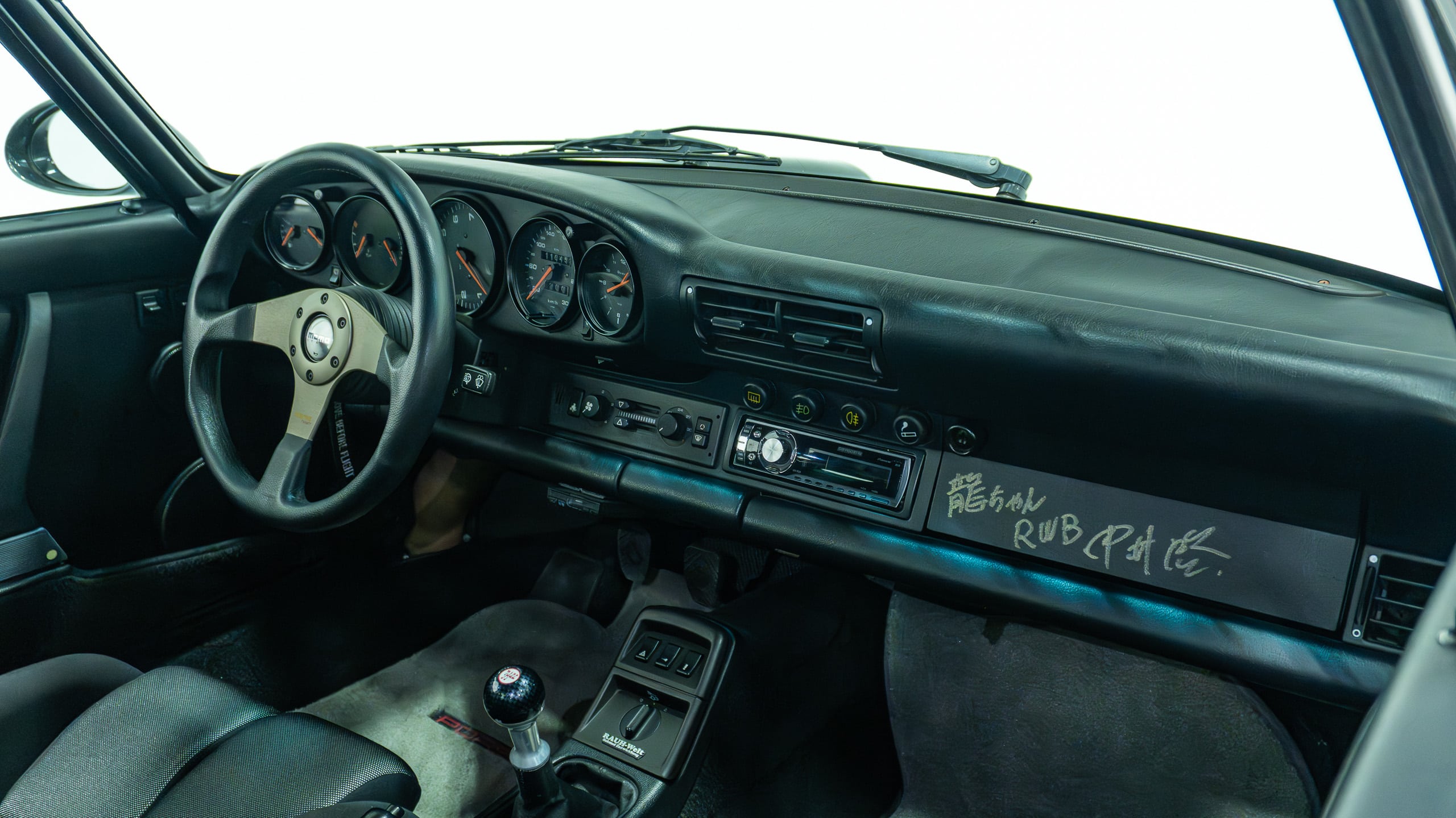 1991 Porsche 911 Euro 964 Carrera 2 RWB Smooth Fender – Sunroof Delete – 68K Miles full