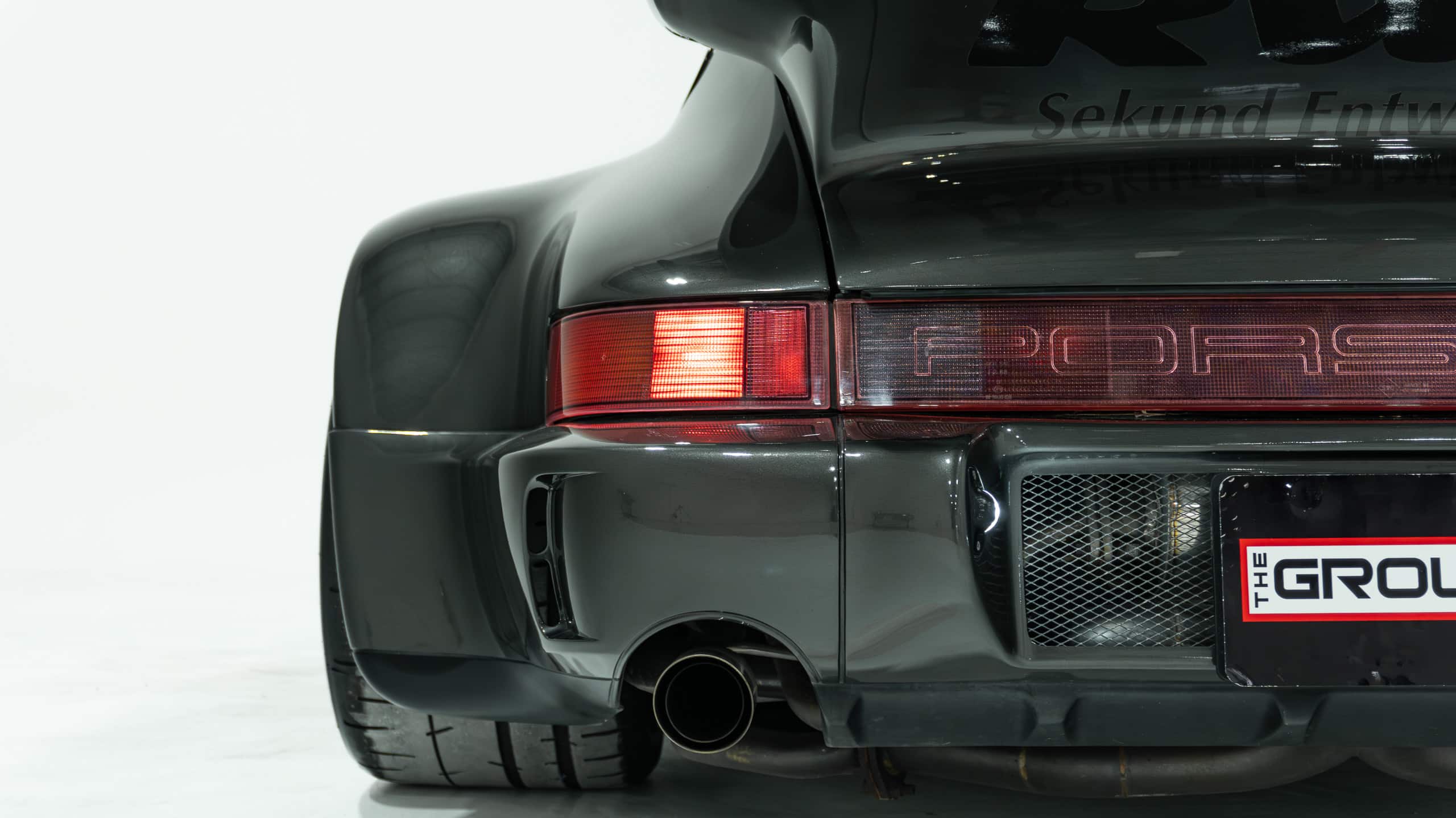 1991 Porsche 911 Euro 964 Carrera 2 RWB Smooth Fender – Sunroof Delete – 68K Miles full